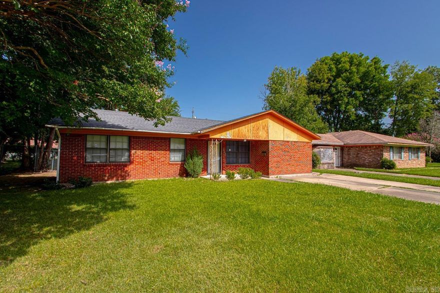 Very nice all brick home in nice subdivision. Three bedrooms One full bath. Large fenced back yard. Den, Laundry room and storage room off of den. This home needs some TLC. Refrigerator, washer and dryer convey with the home. Super investment property or first time home buyer. Home is sold as-is no repairs will be done by seller.