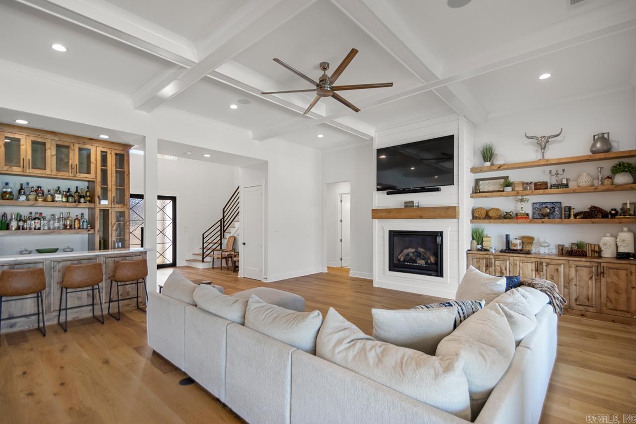 AJA ACRES - Residential