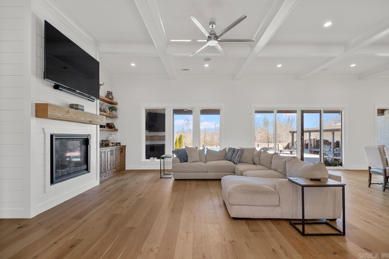 AJA ACRES - Residential