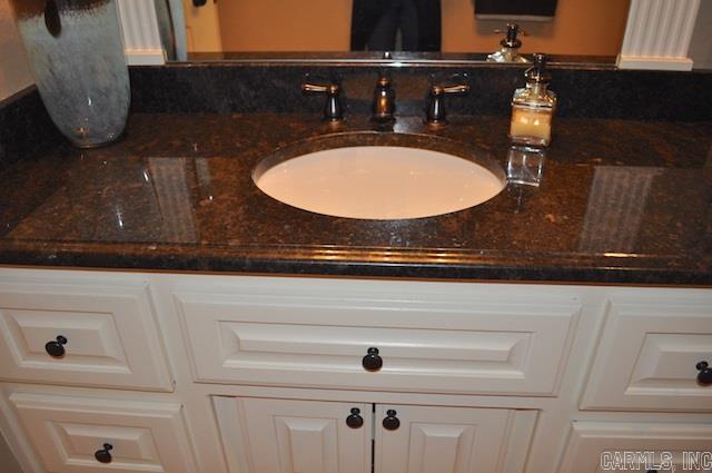 HURRICANE LAKE EST - Residential