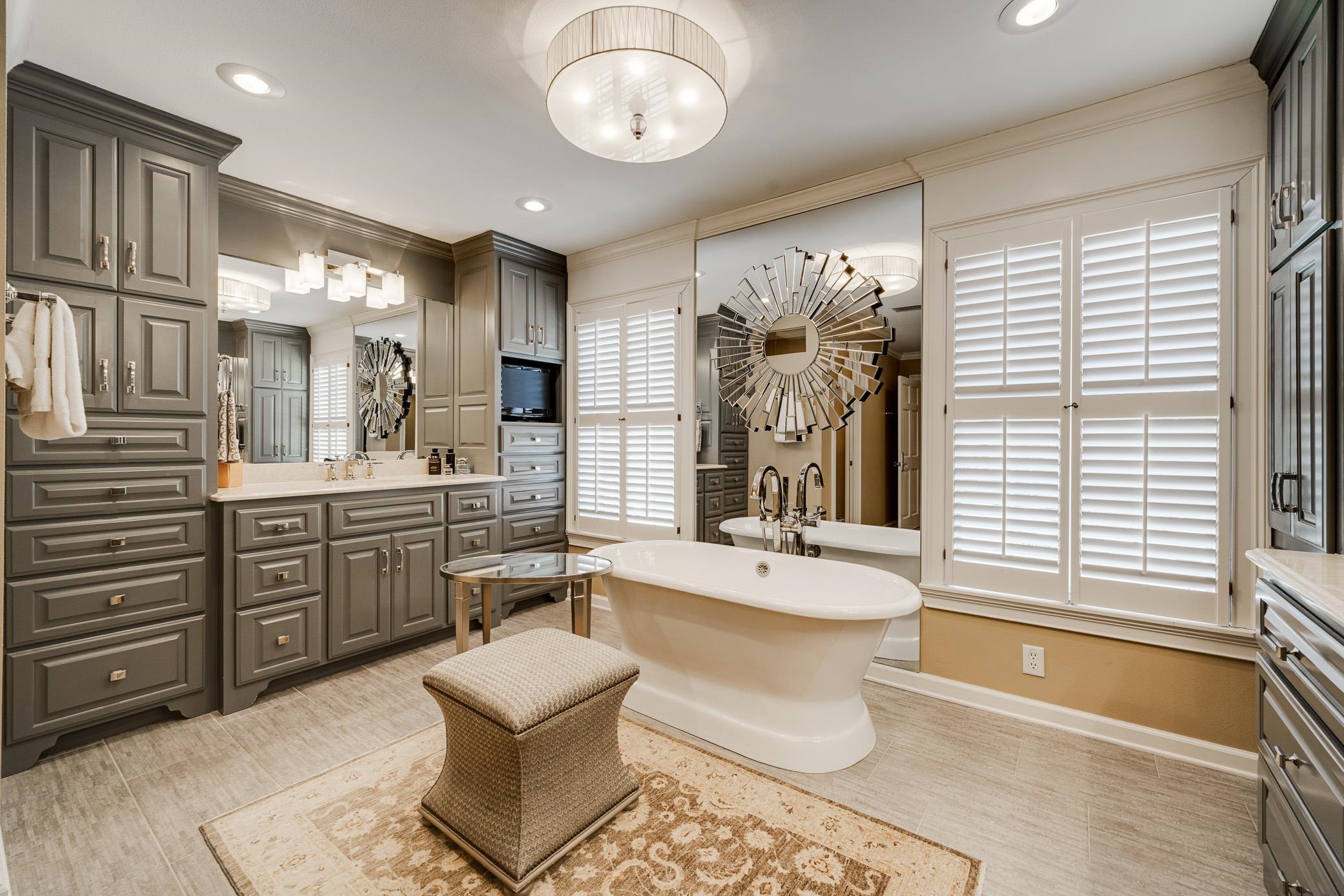 PIPPINPOST - Residential