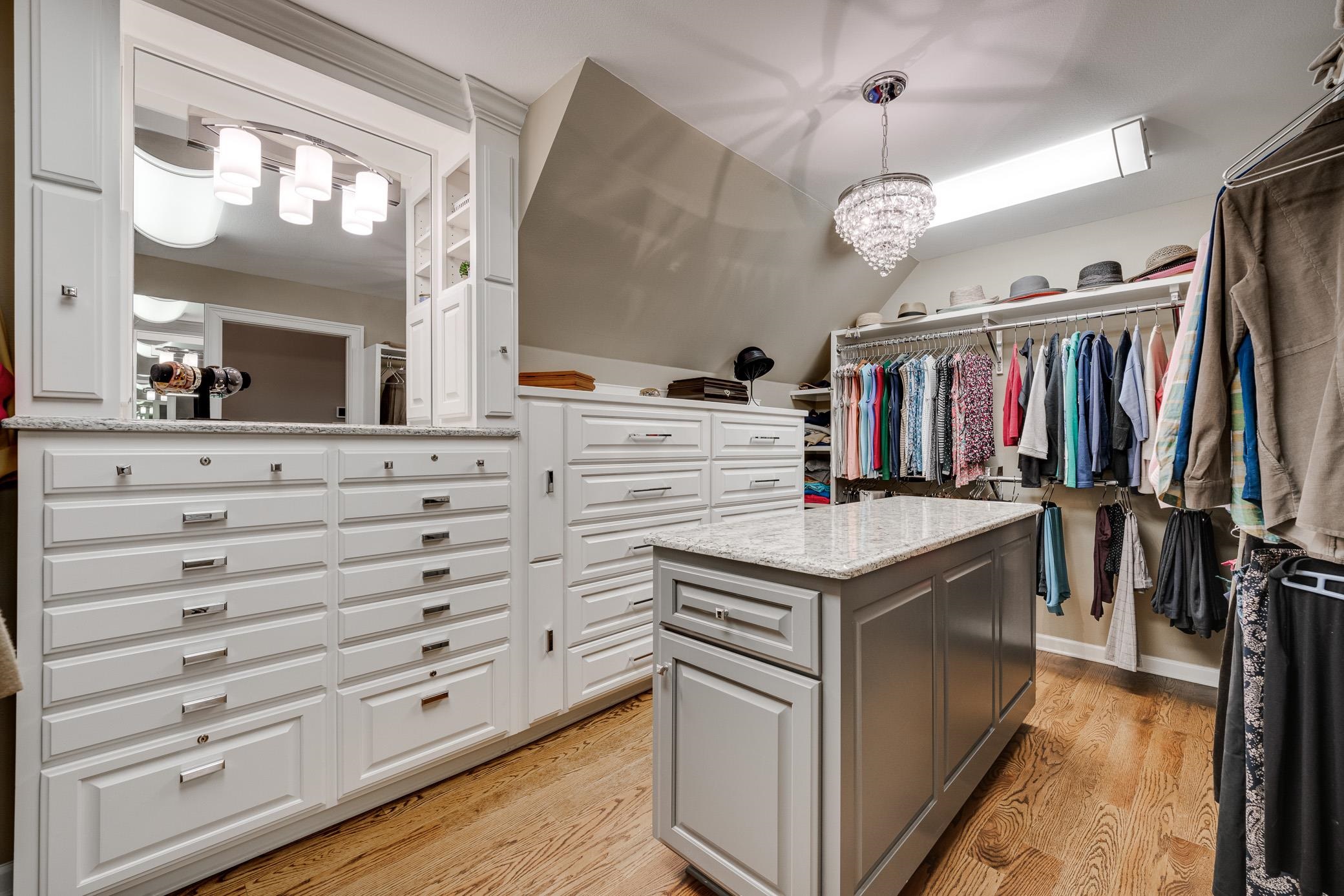 PIPPINPOST - Residential