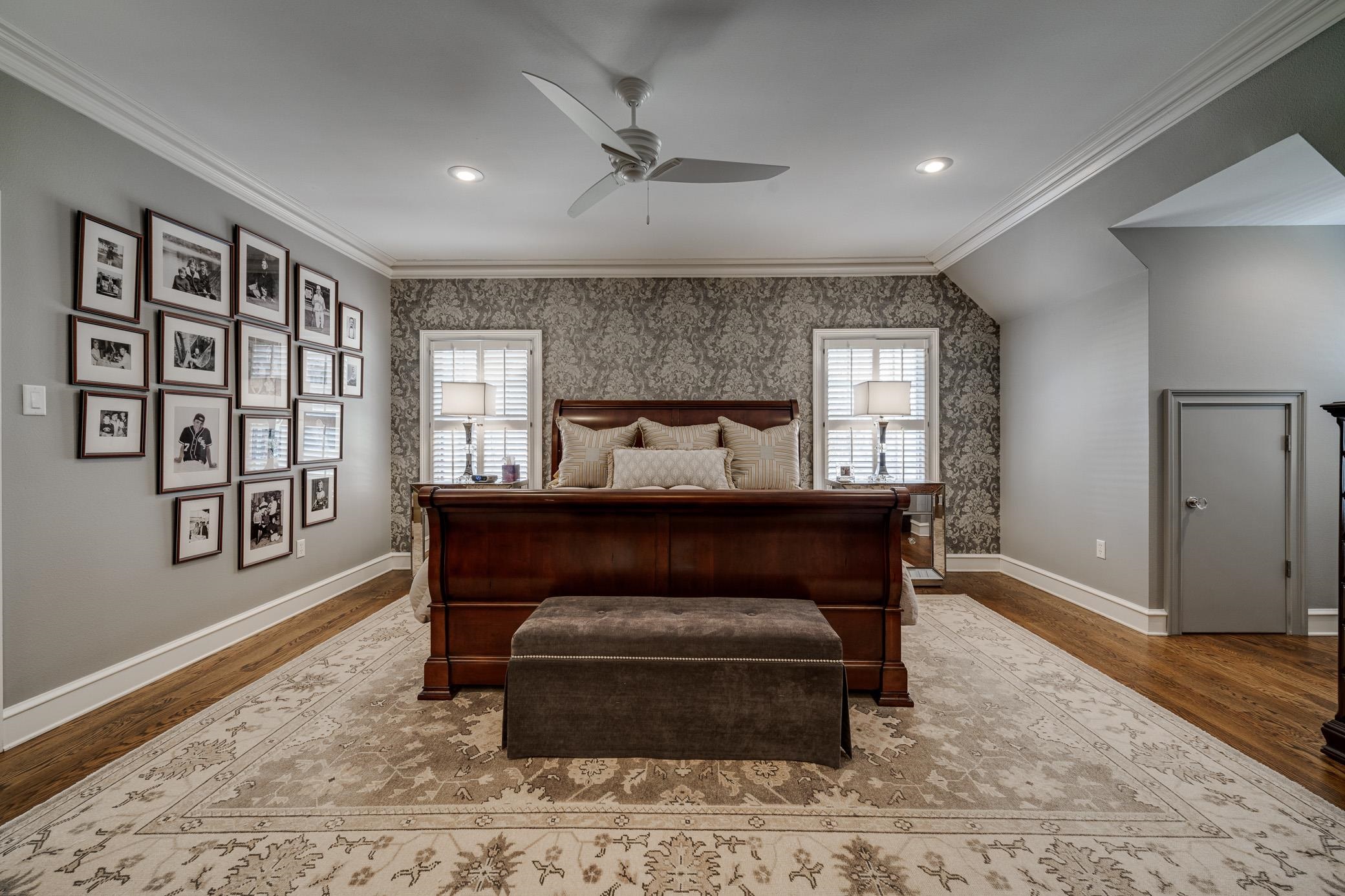 PIPPINPOST - Residential