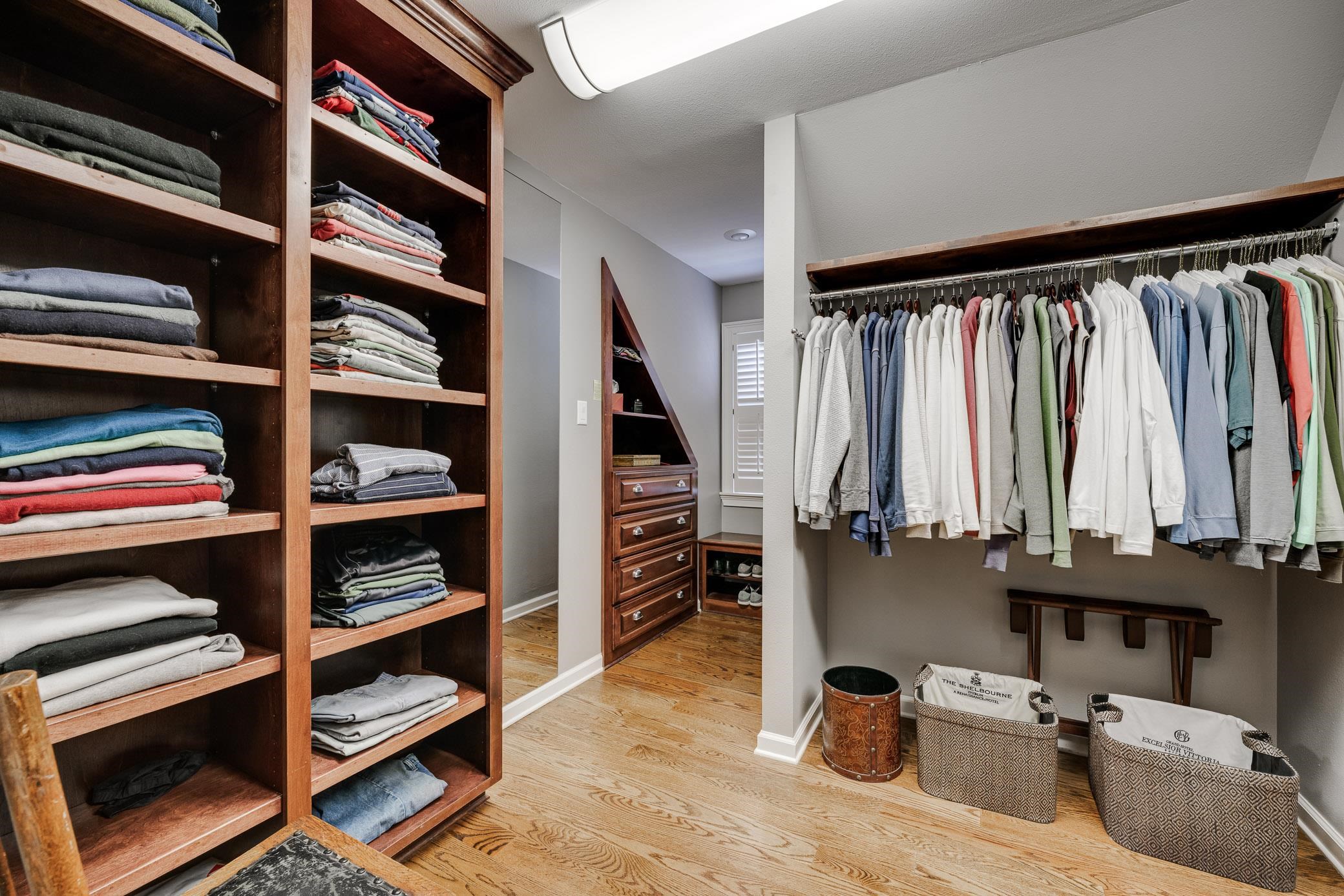 PIPPINPOST - Residential