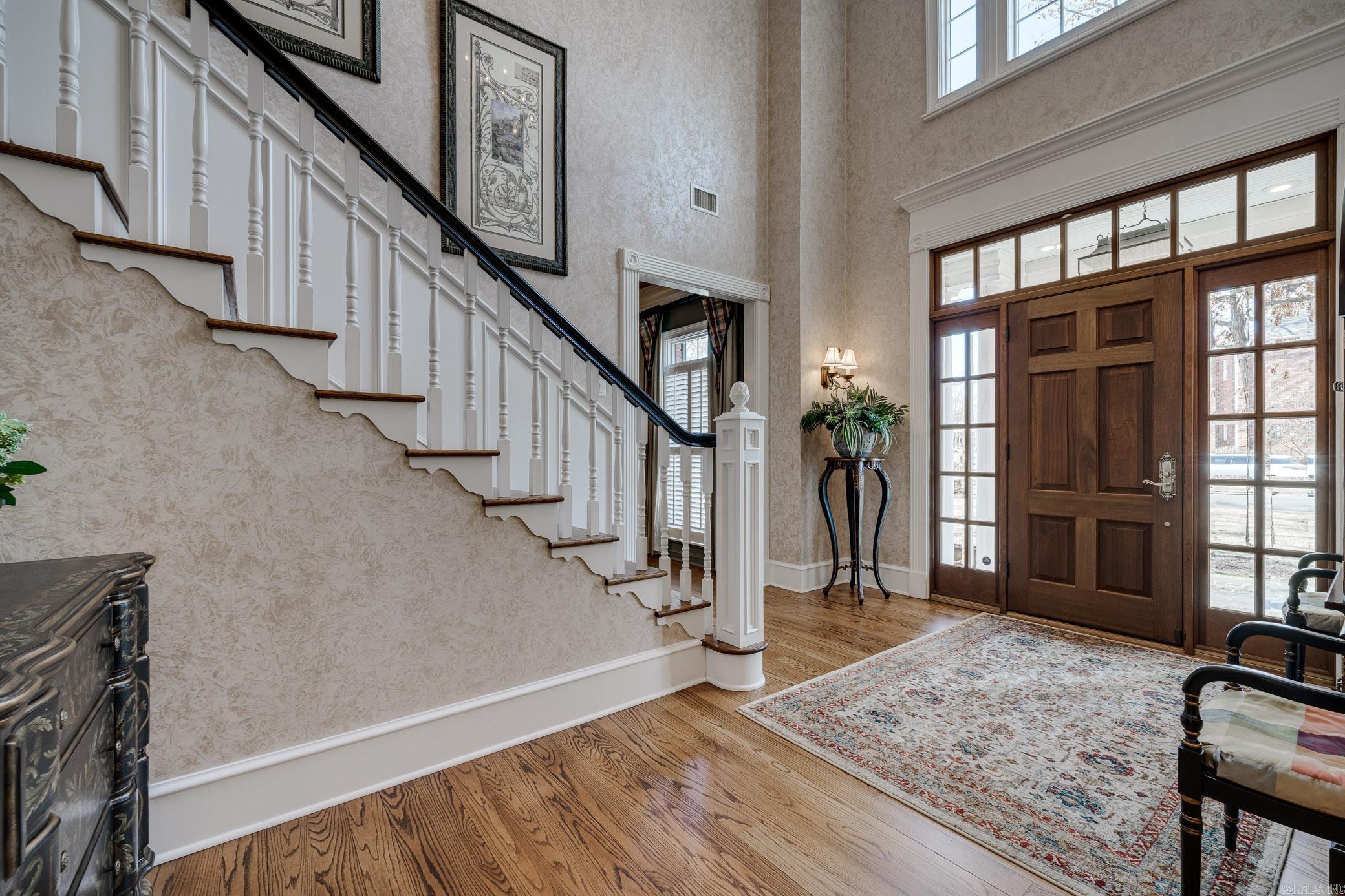 PIPPINPOST - Residential