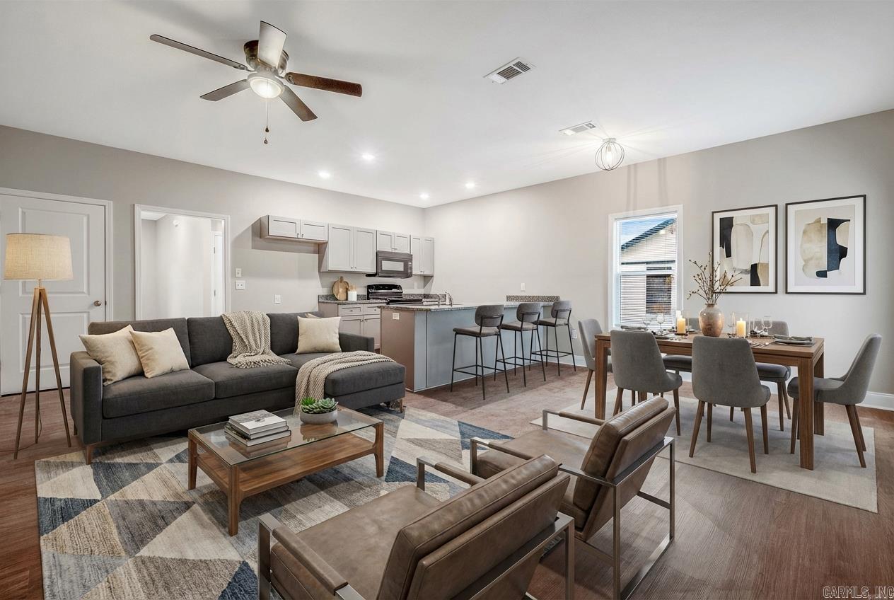 THE WRIGLEY PLACE ADDITION LOT 1 - Residential Income