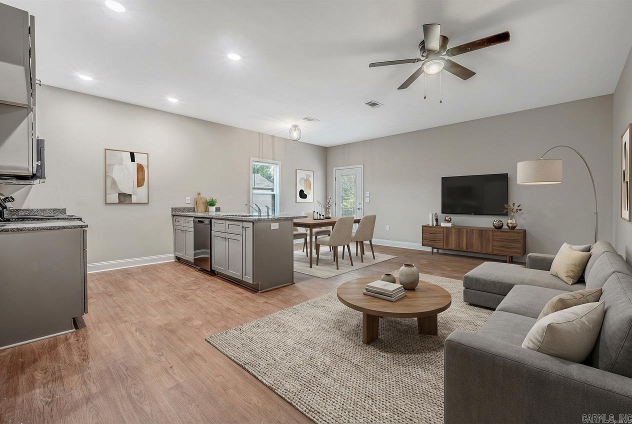 THE WRIGLEY PLACE ADDITION LOT 1 - Residential Income