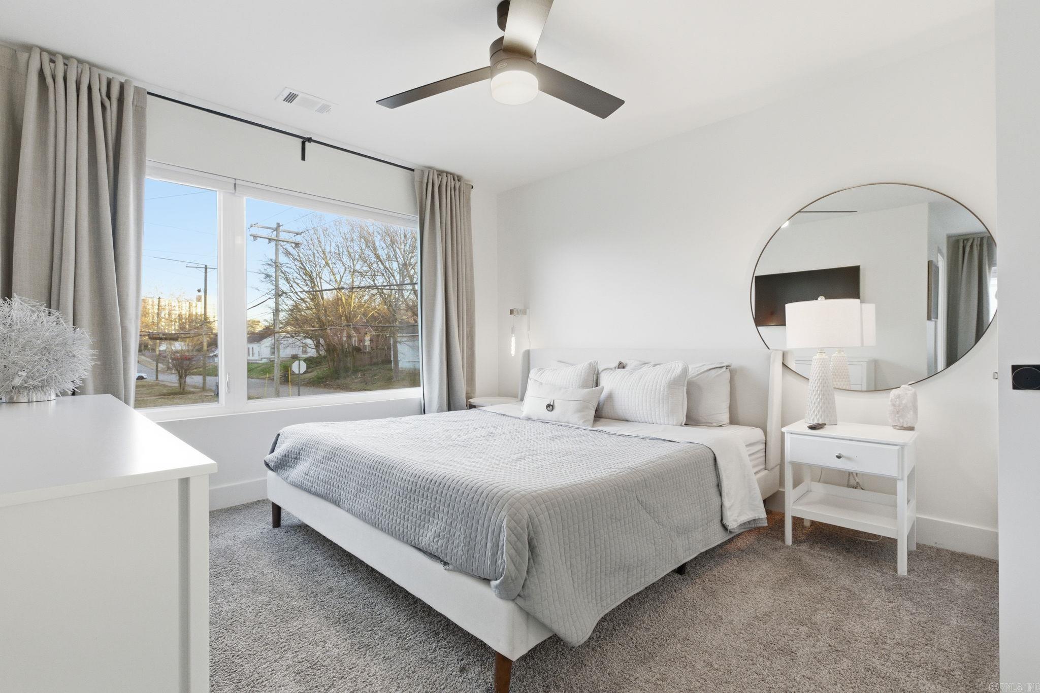 COTTAGES ON PARK II - Residential