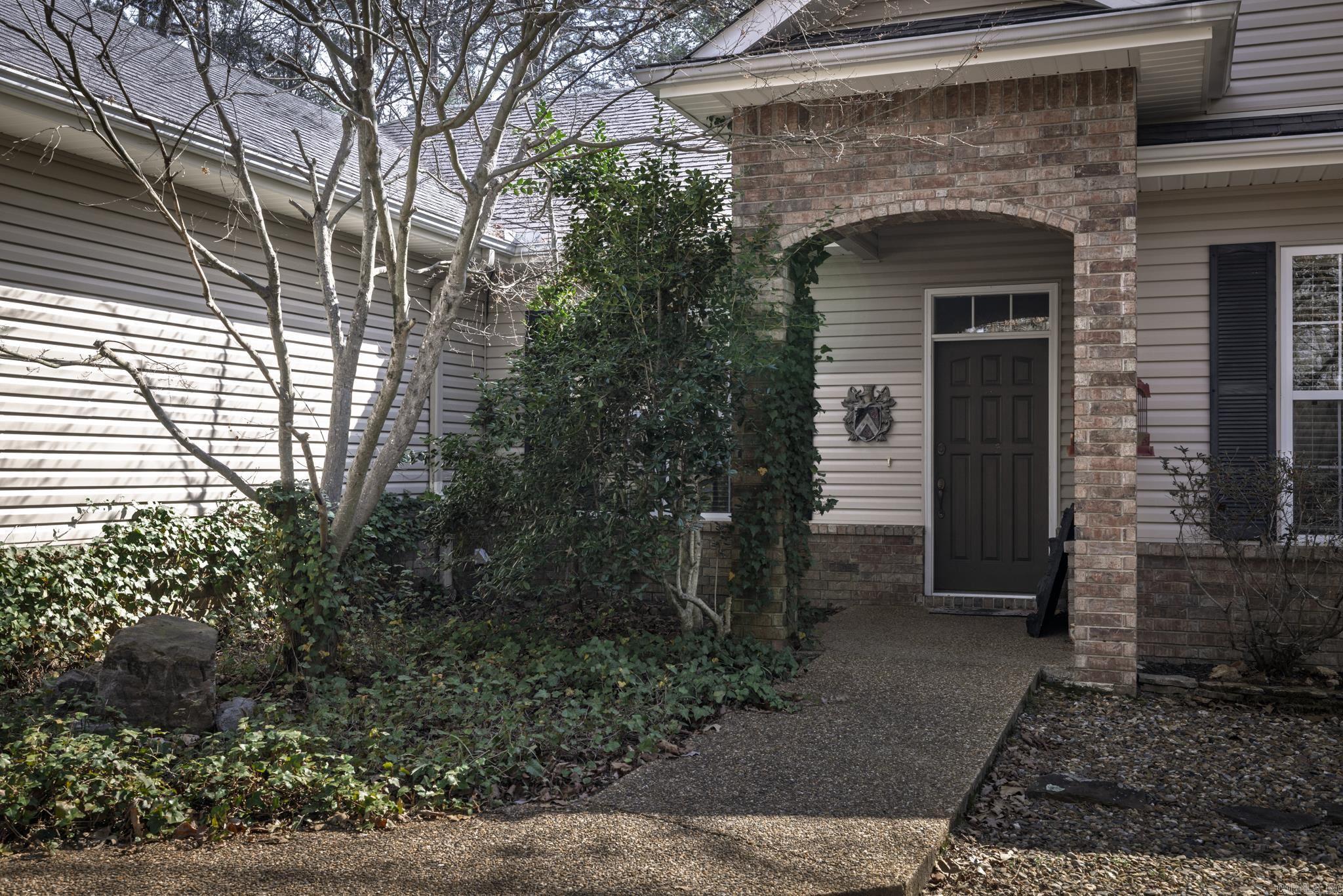 SALDANA - Residential