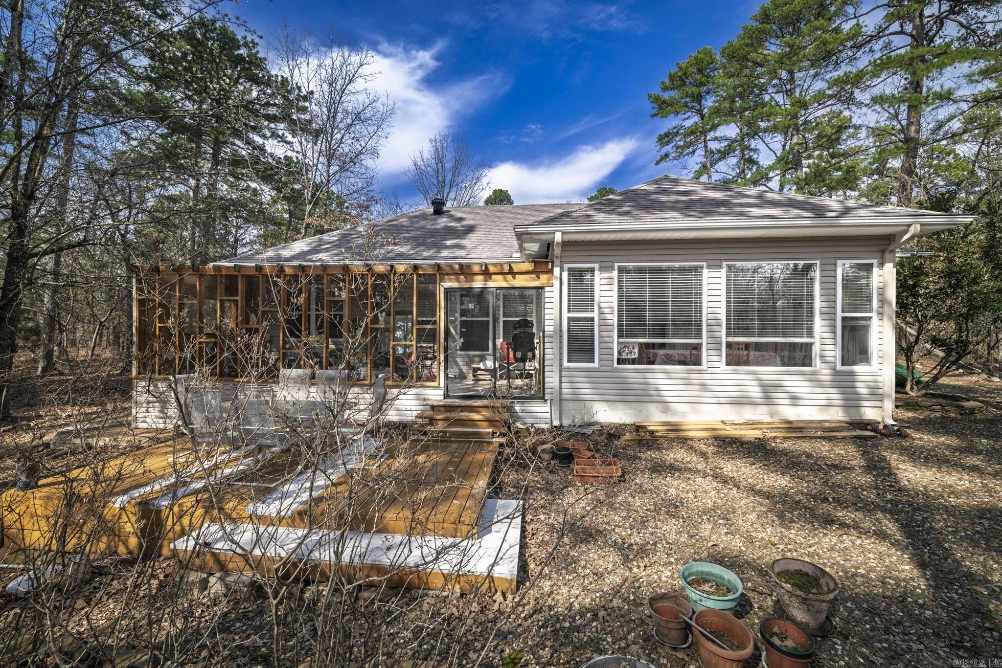 SALDANA - Residential