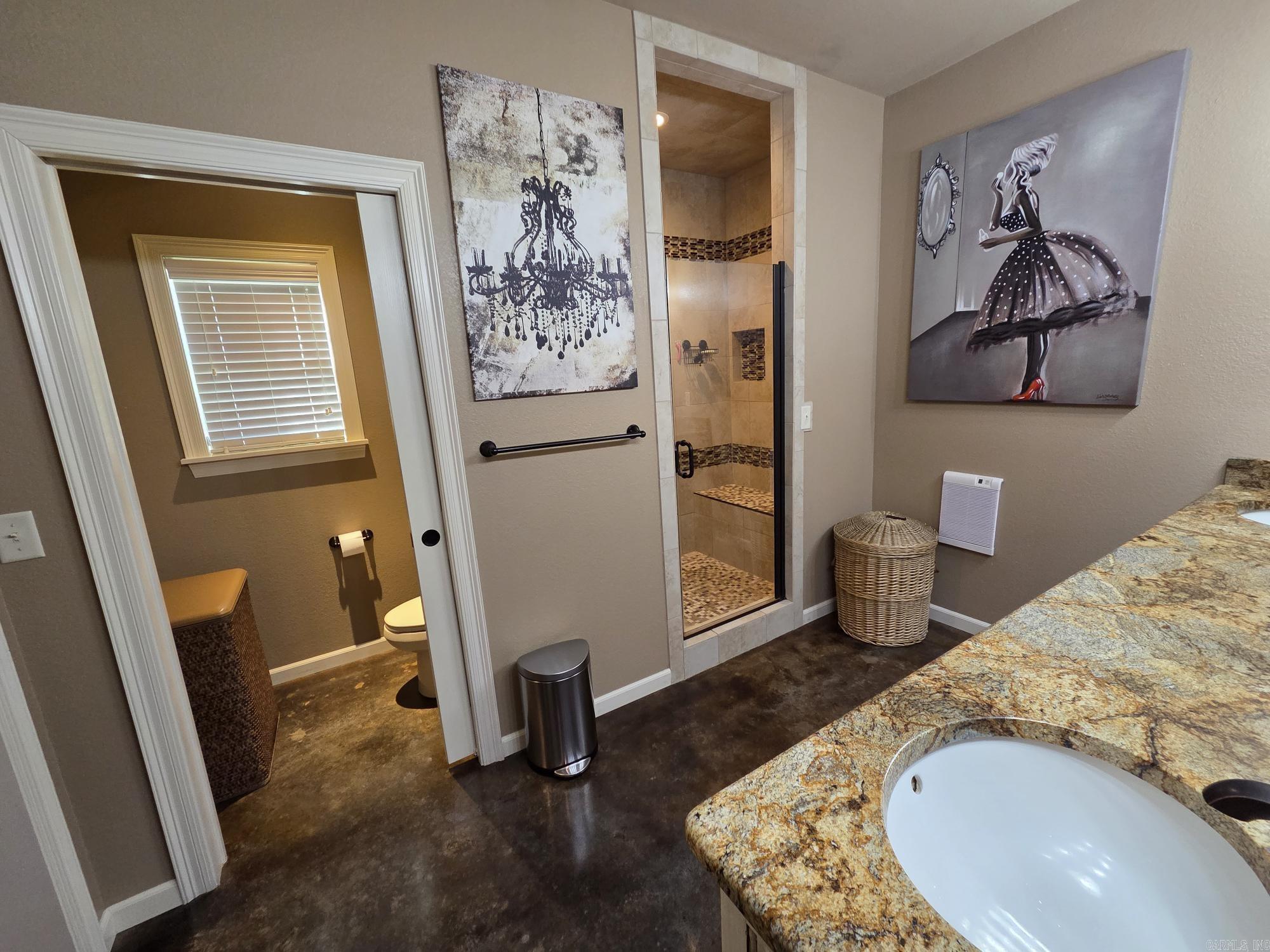 DIAMOND KEY ESTATES - Residential