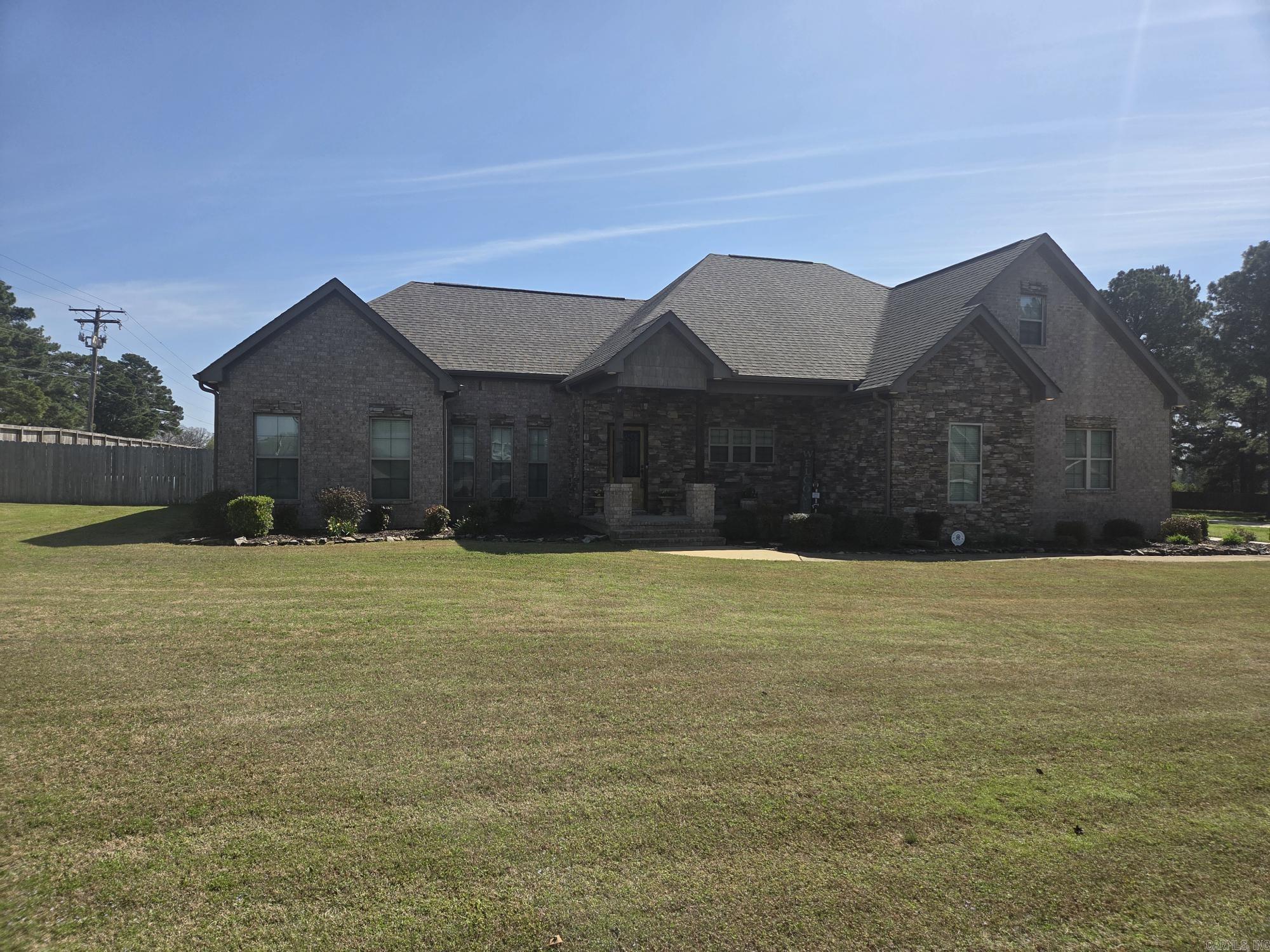 DIAMOND KEY ESTATES - Residential