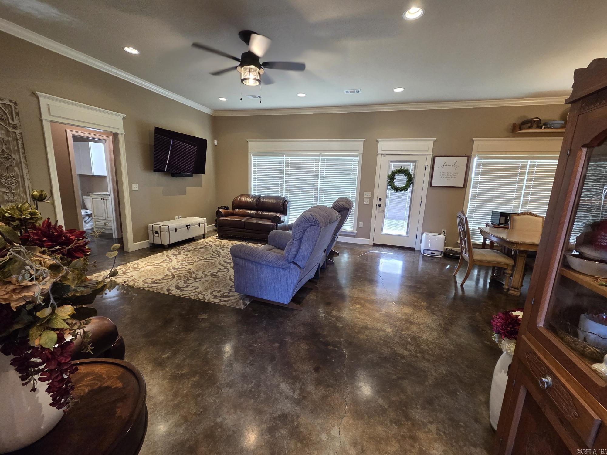 DIAMOND KEY ESTATES - Residential