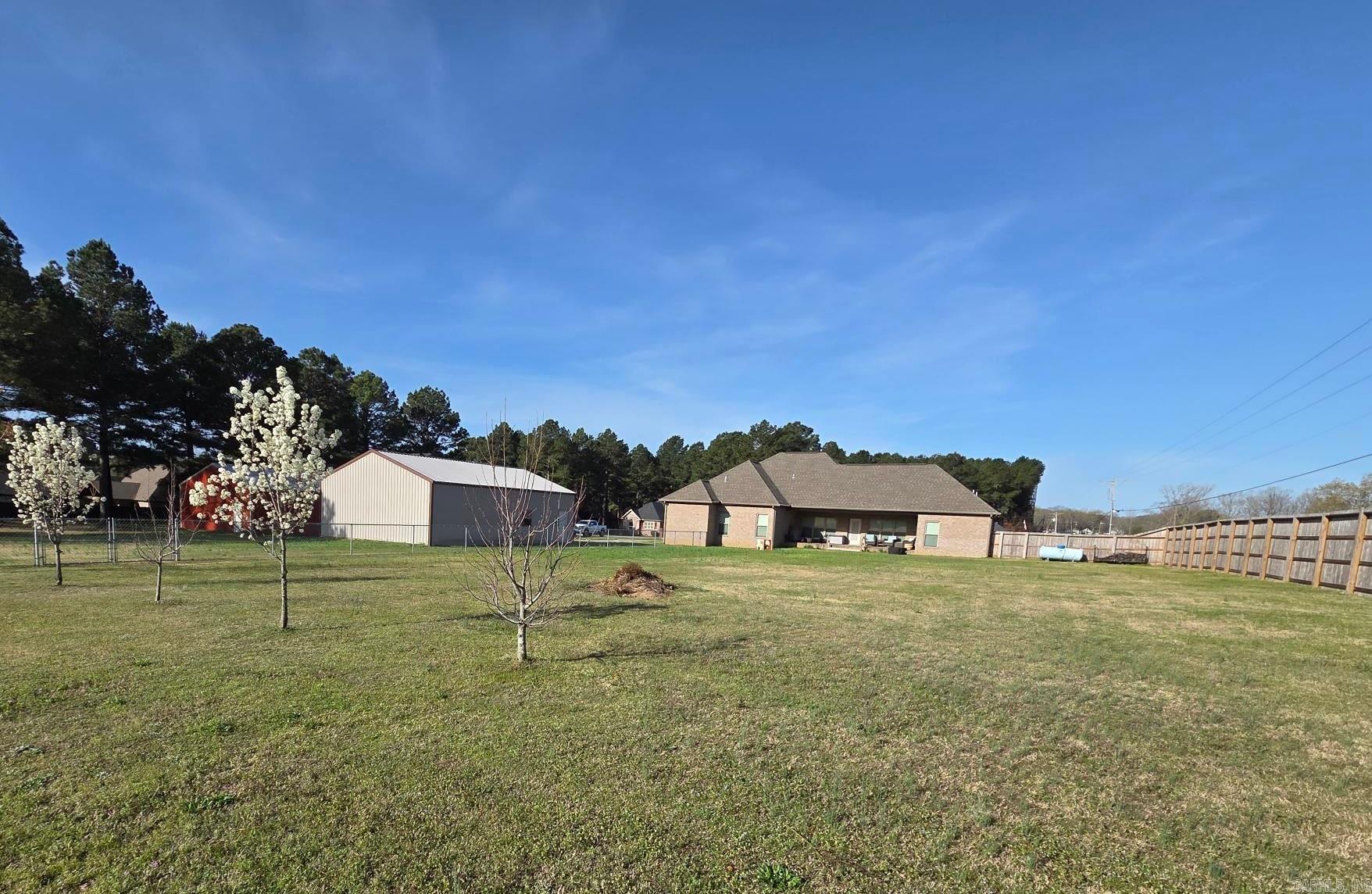 DIAMOND KEY ESTATES - Residential