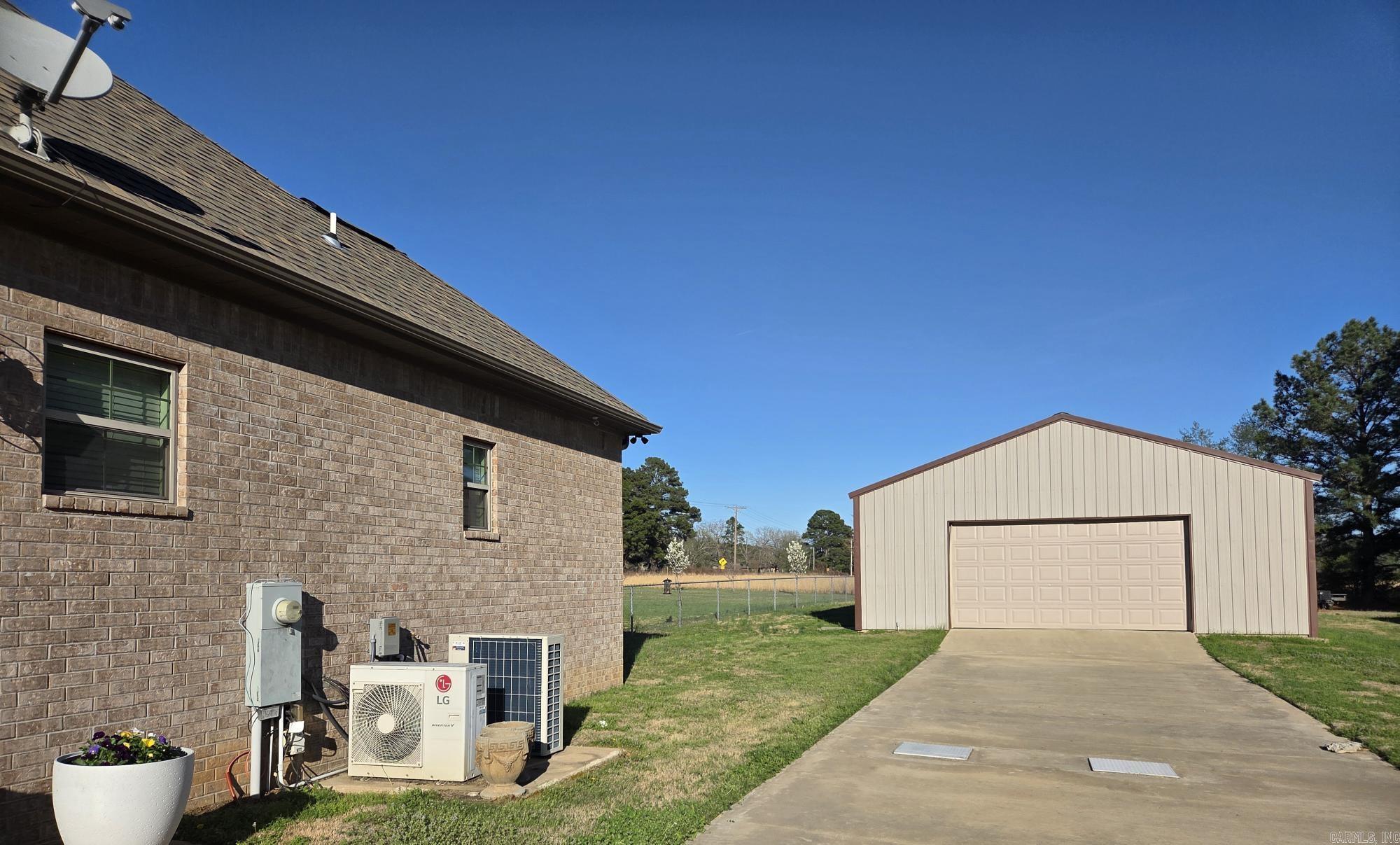 DIAMOND KEY ESTATES - Residential