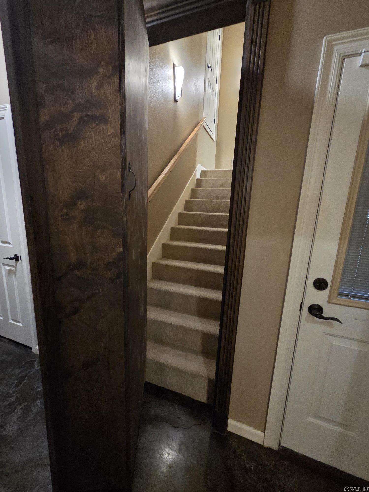 DIAMOND KEY ESTATES - Residential