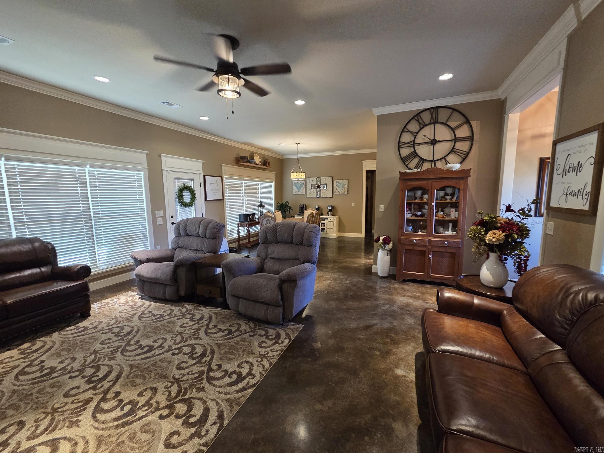 DIAMOND KEY ESTATES - Residential