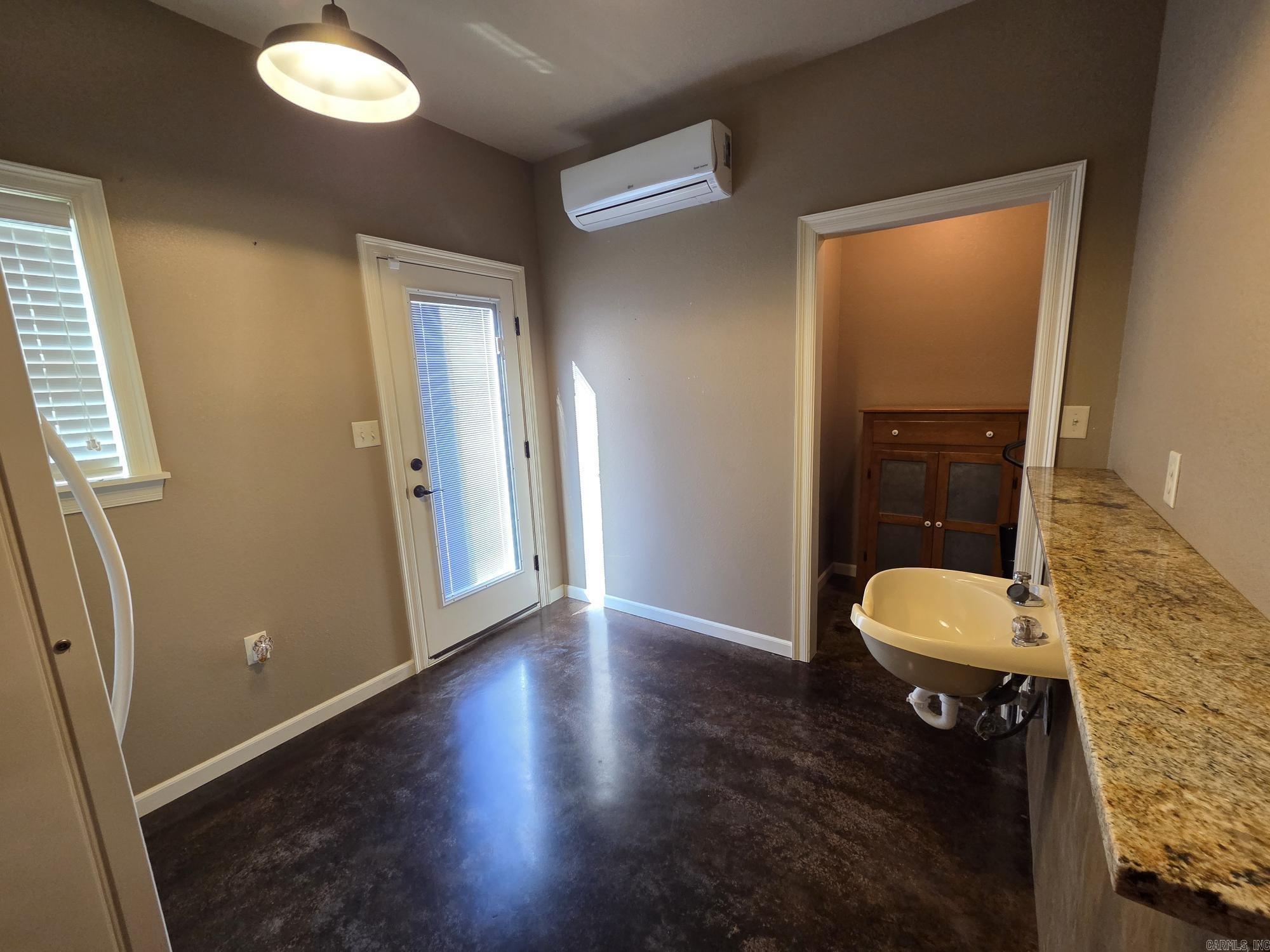 DIAMOND KEY ESTATES - Residential