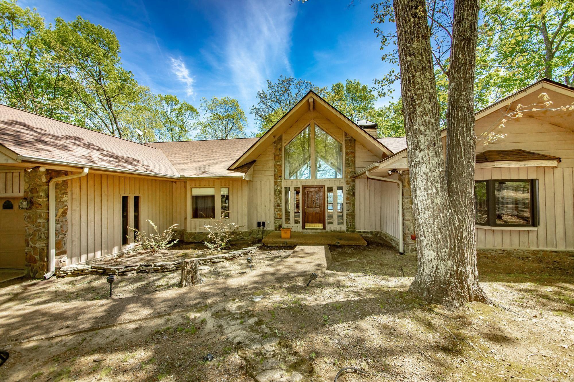 DIAMOND BLUFF ESTATES EAST - Residential