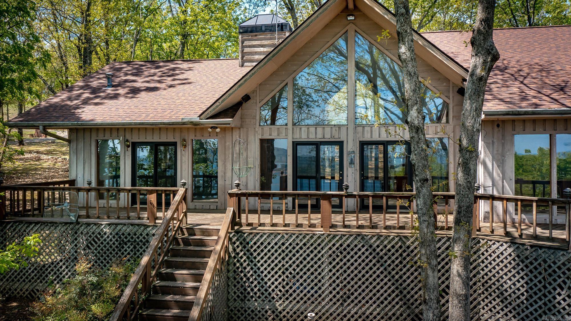 DIAMOND BLUFF ESTATES EAST - Residential