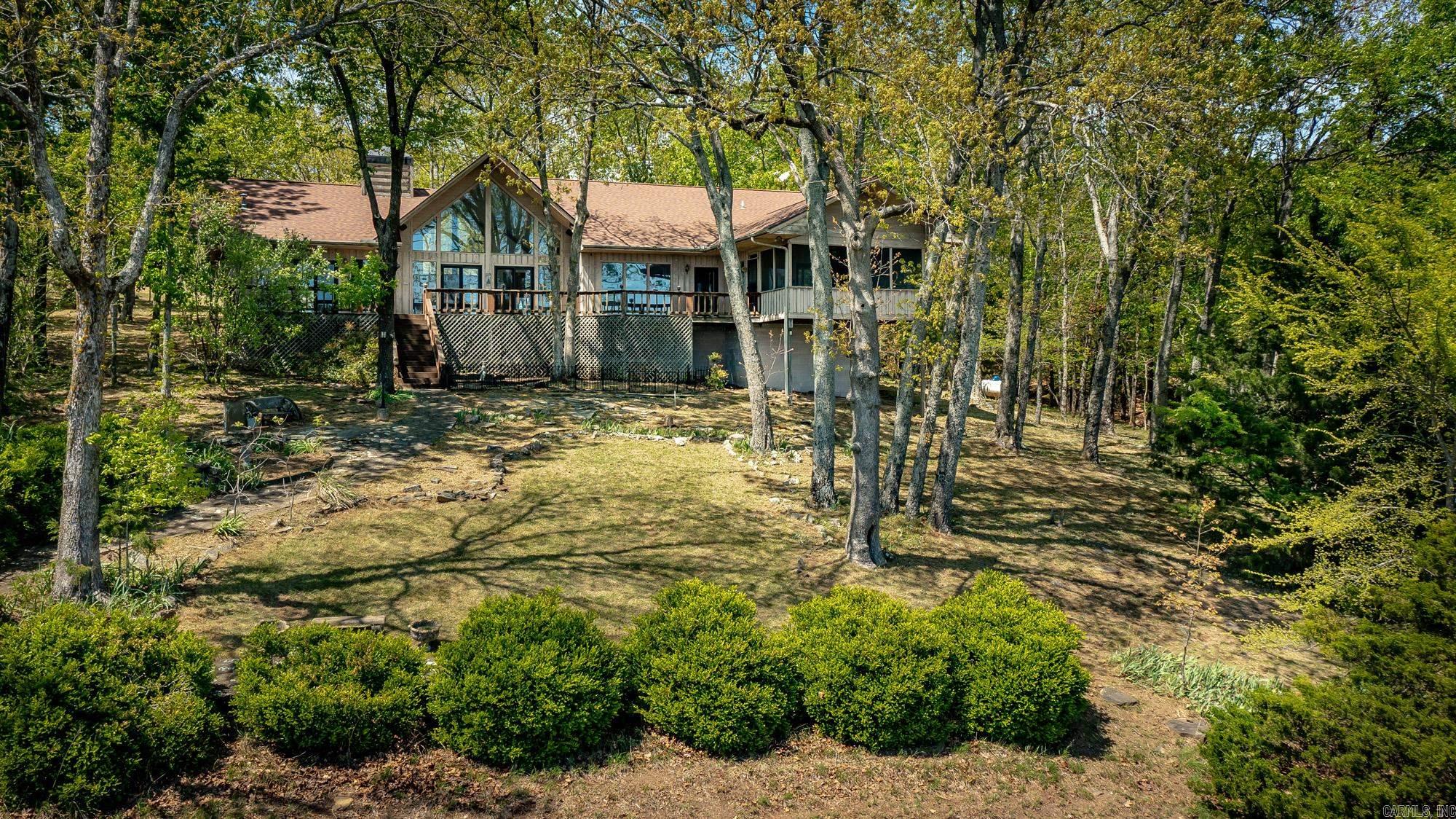 DIAMOND BLUFF ESTATES EAST - Residential