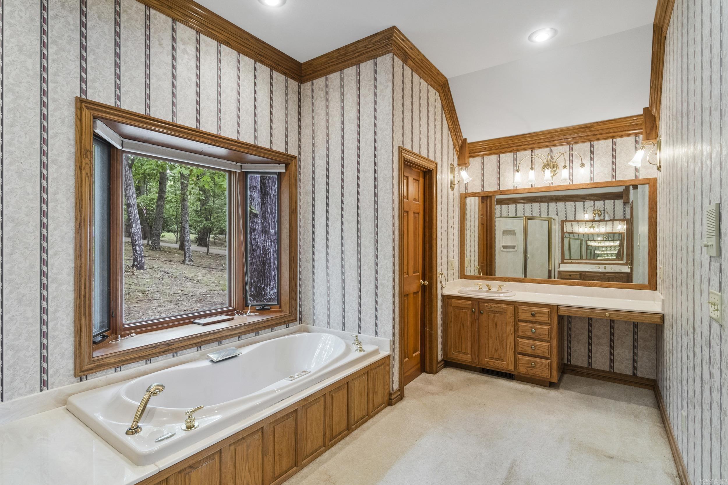 DIAMOND BLUFF ESTATES EAST - Residential