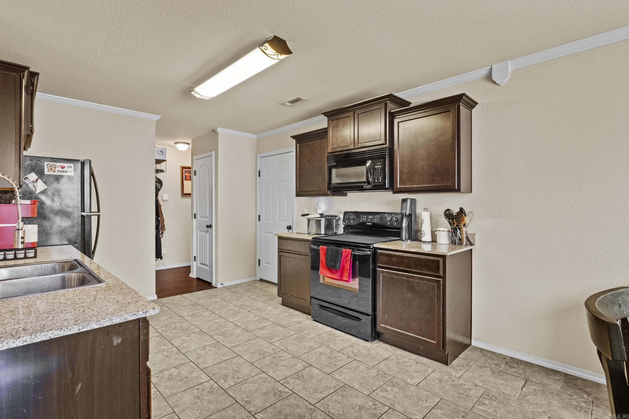 TRAMMEL GARDENS - Residential