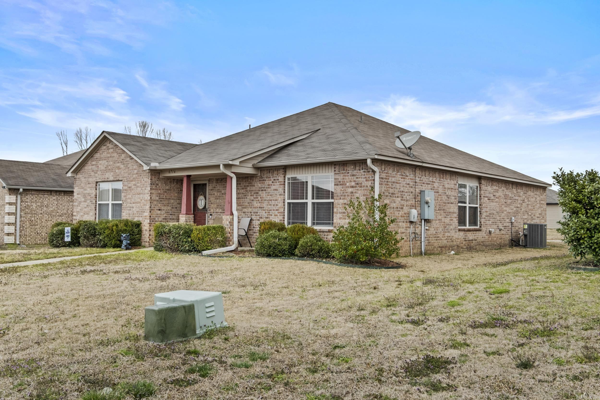 TRAMMEL GARDENS - Residential