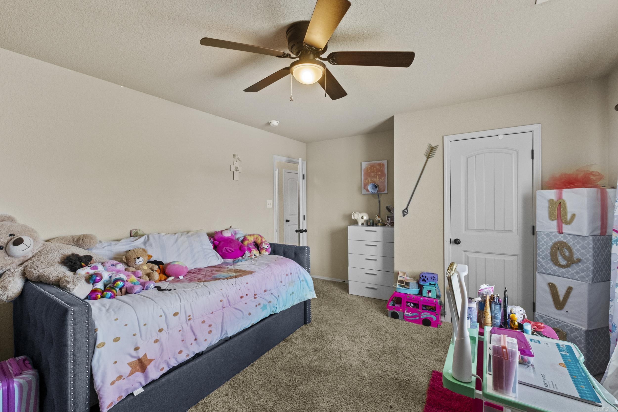 TRAMMEL GARDENS - Residential