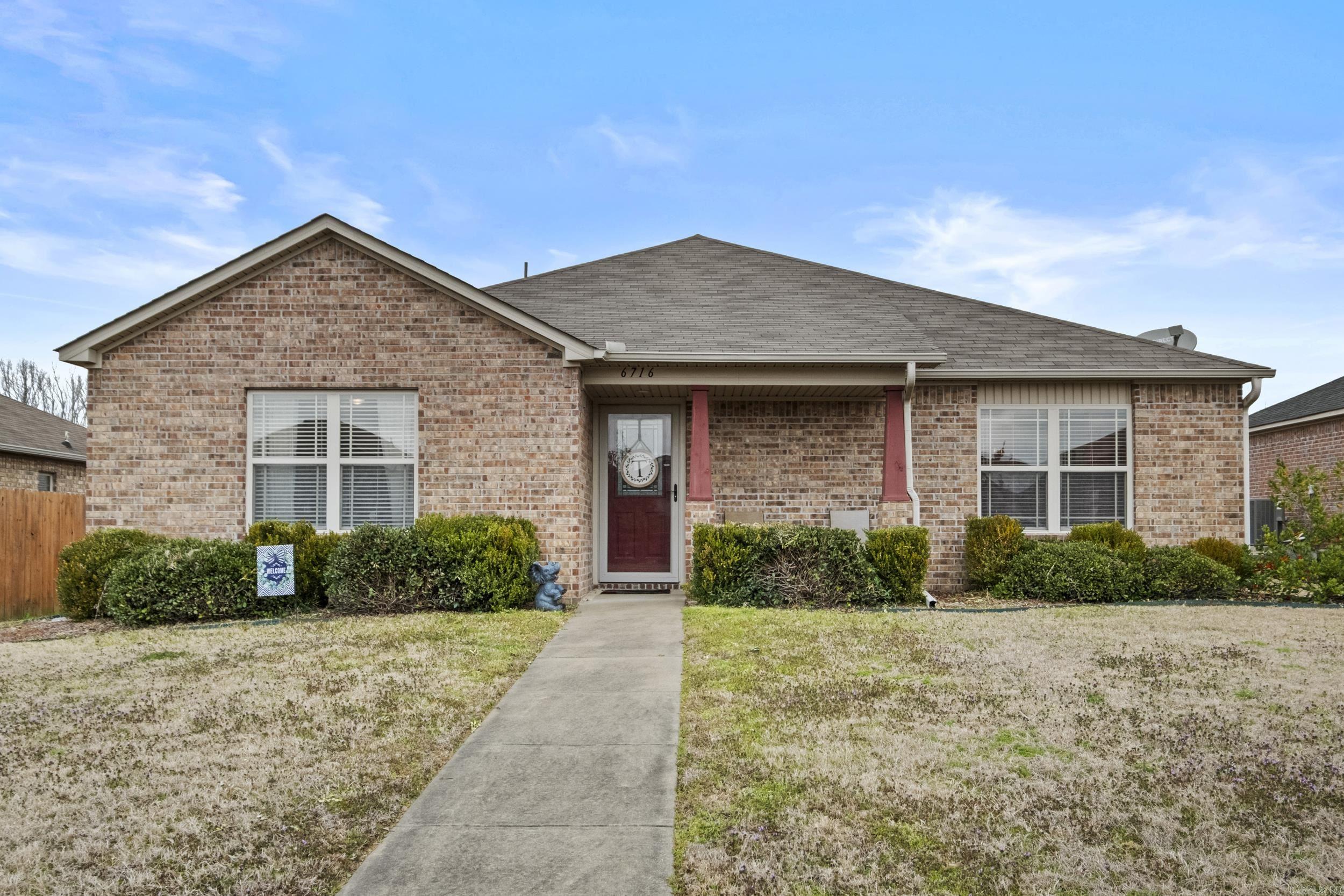 TRAMMEL GARDENS - Residential