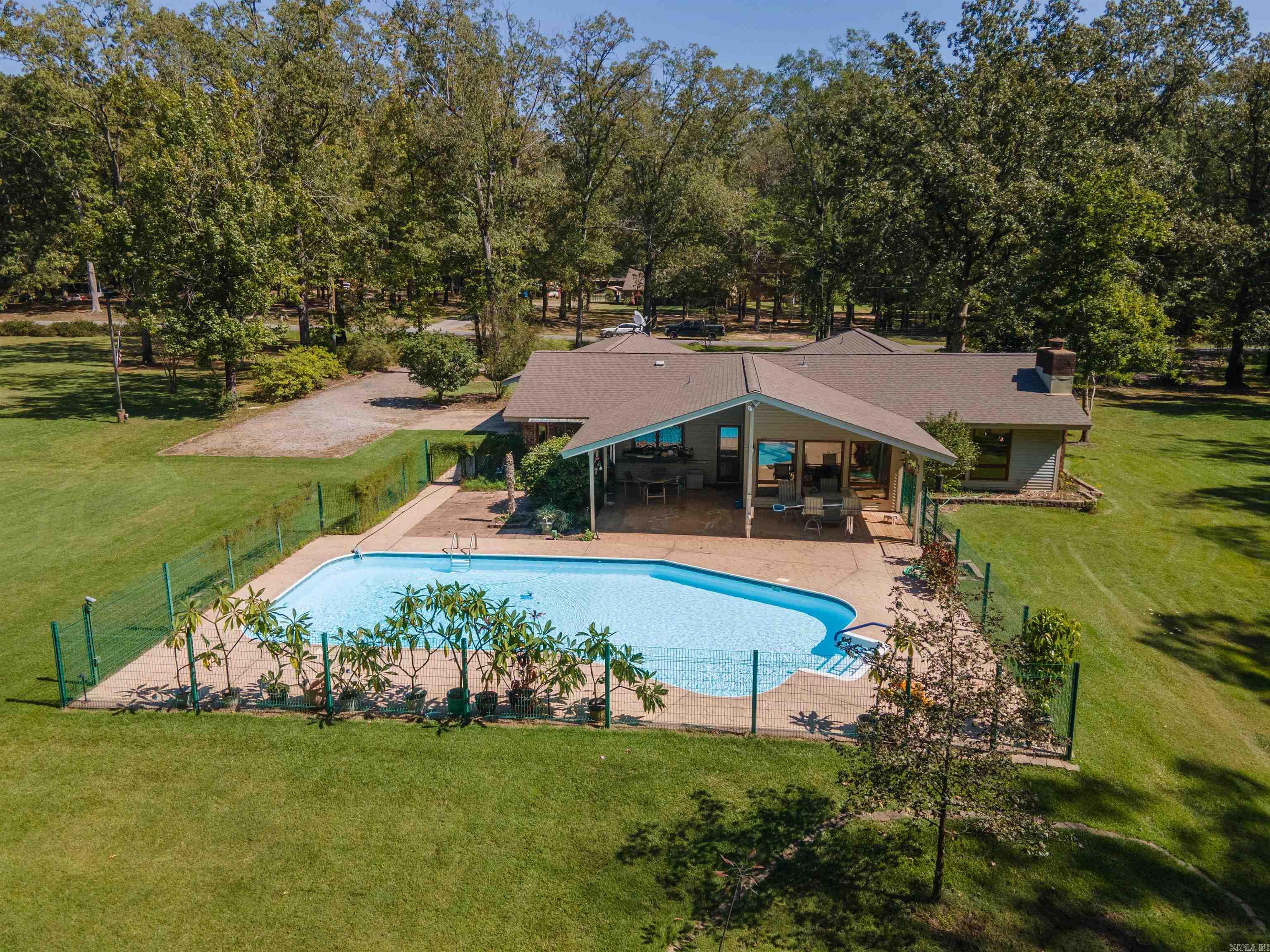 TWELVE OAKS ADD - Residential