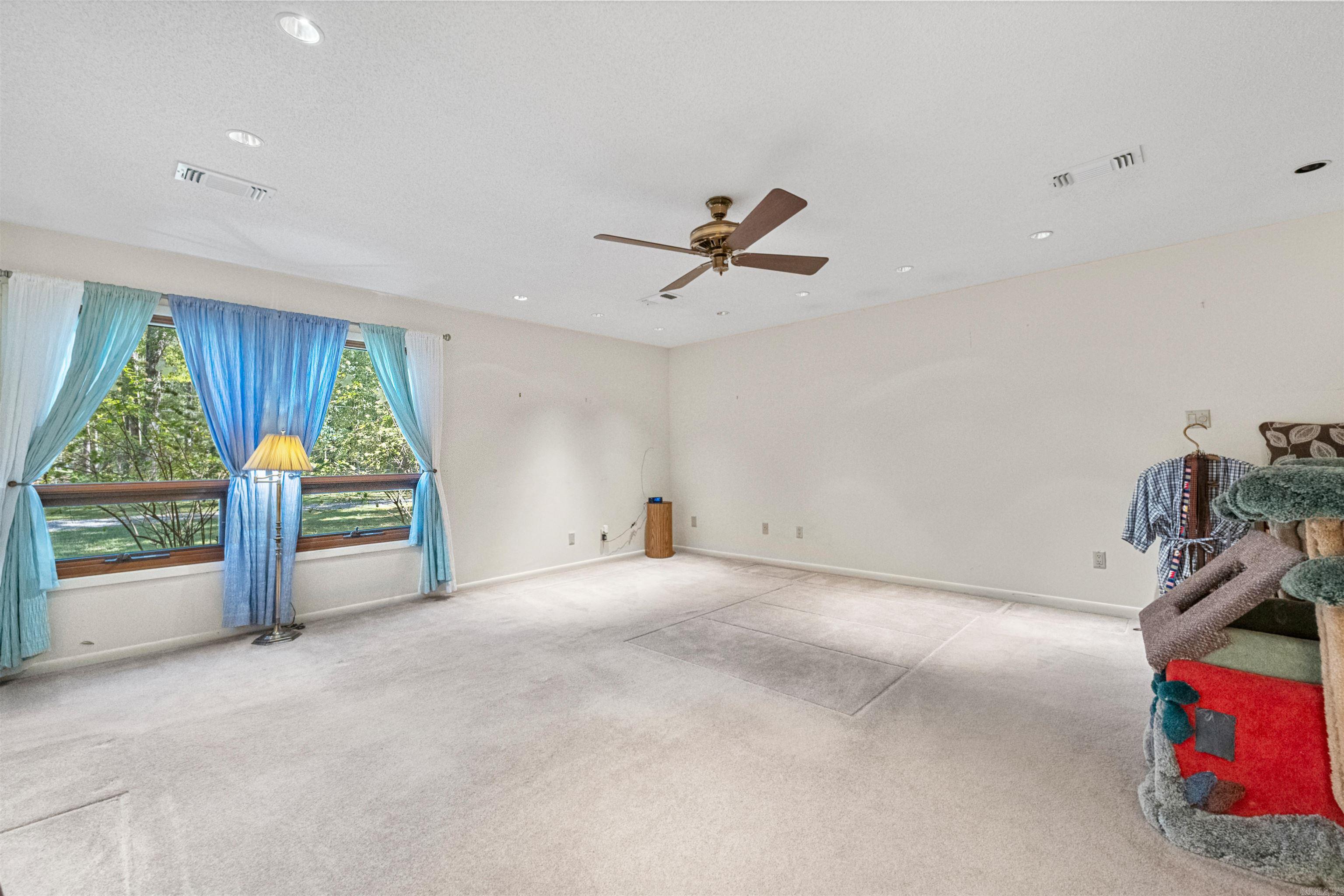 TWELVE OAKS ADD - Residential