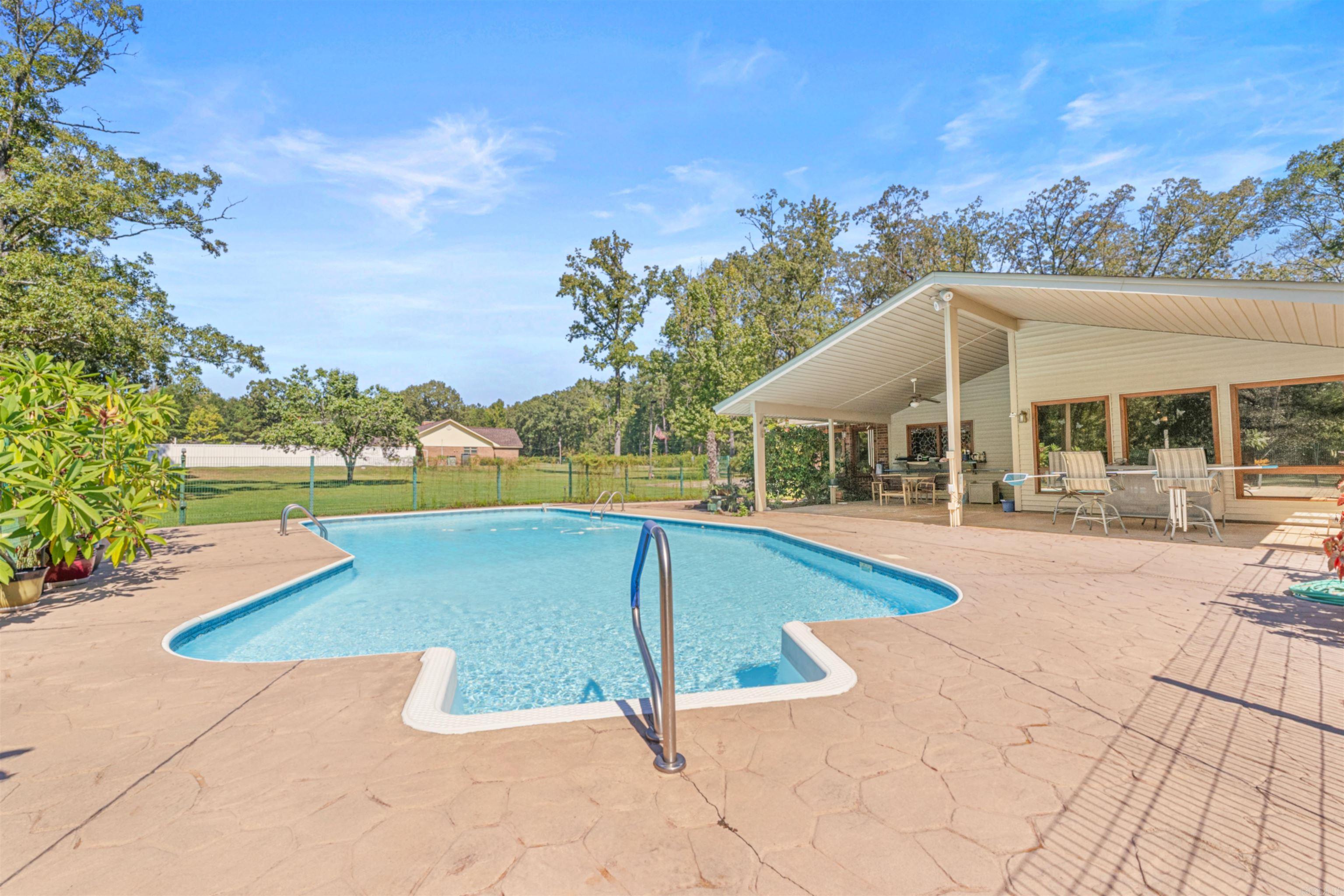 TWELVE OAKS ADD - Residential