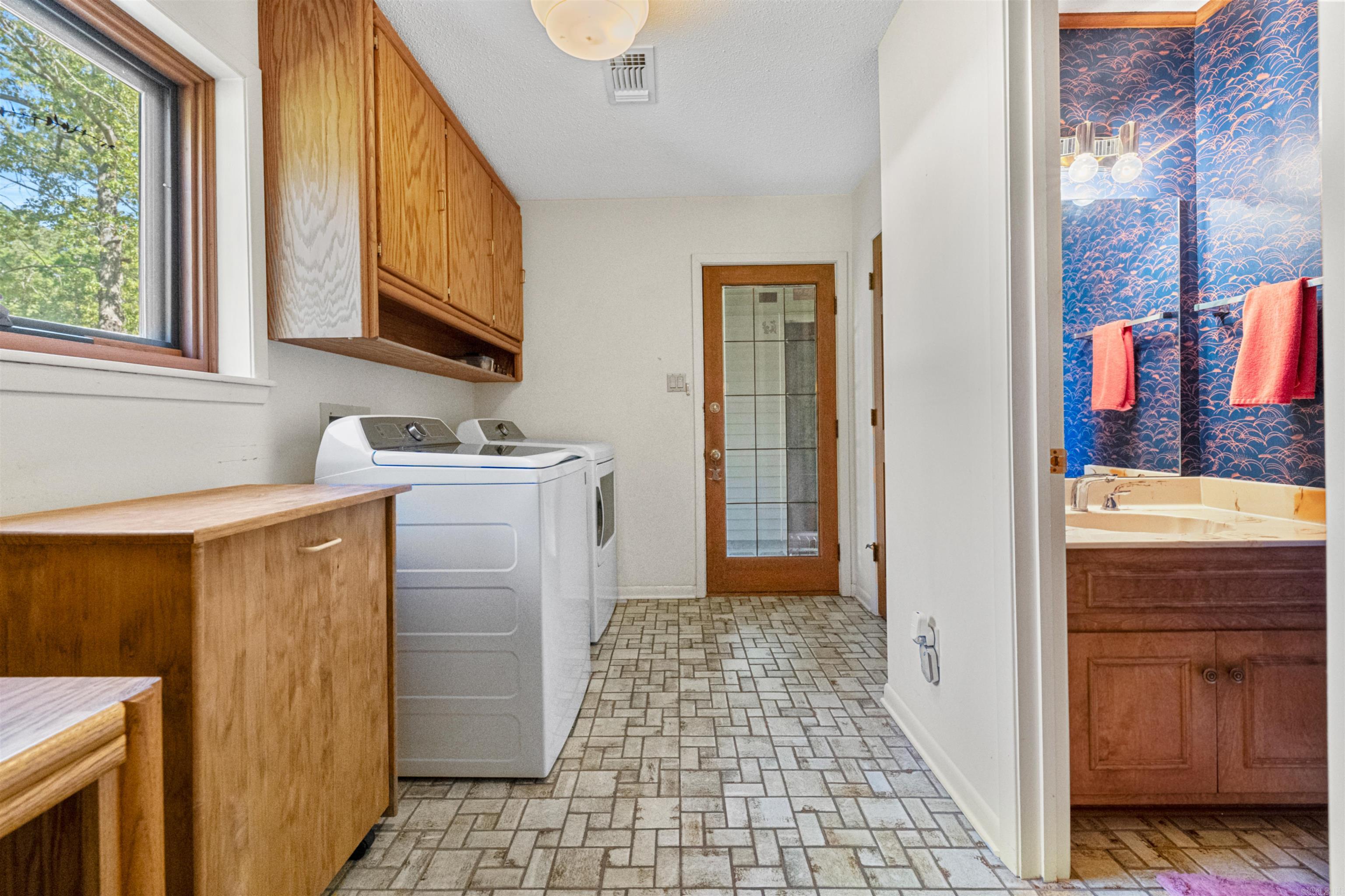 TWELVE OAKS ADD - Residential