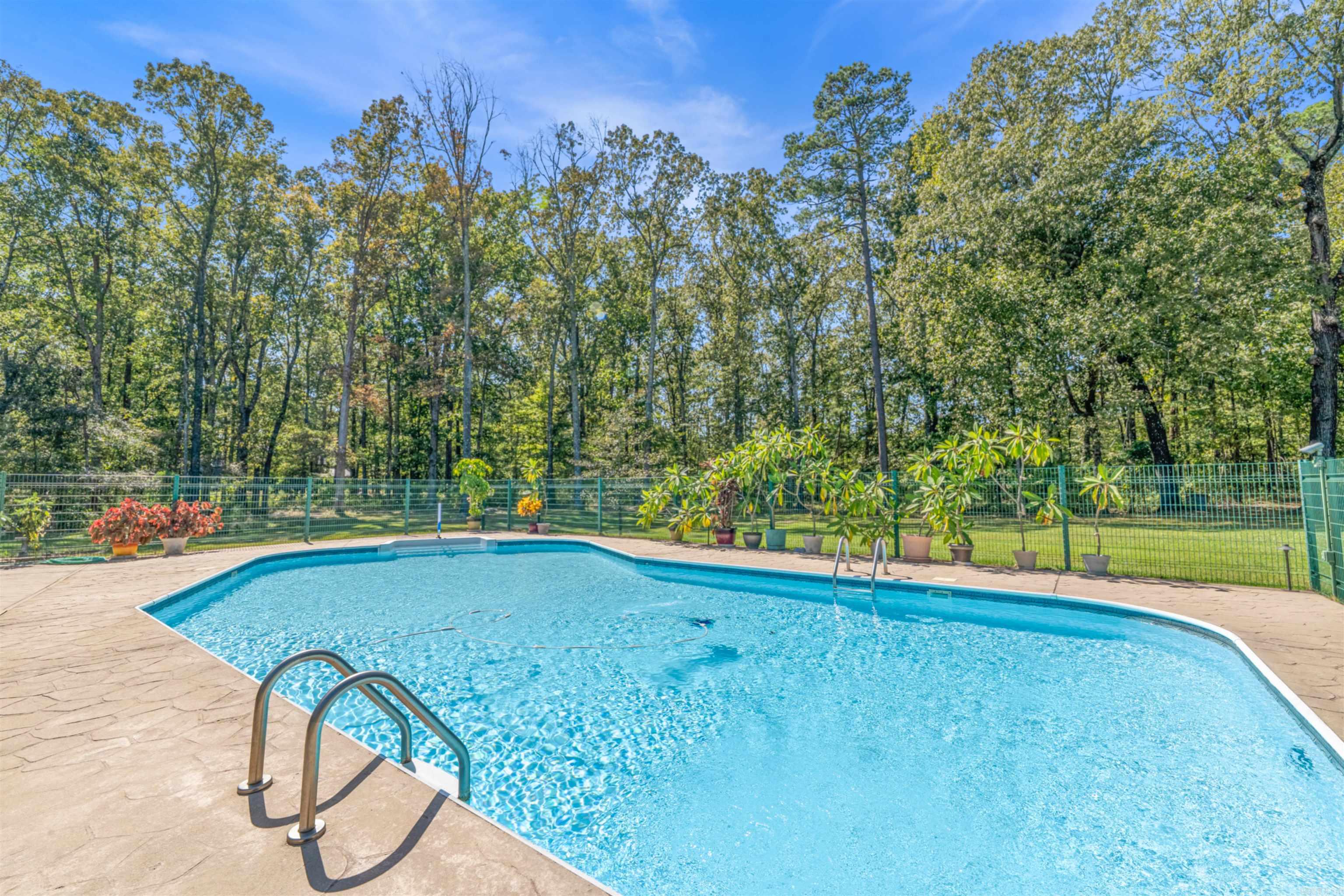 TWELVE OAKS ADD - Residential