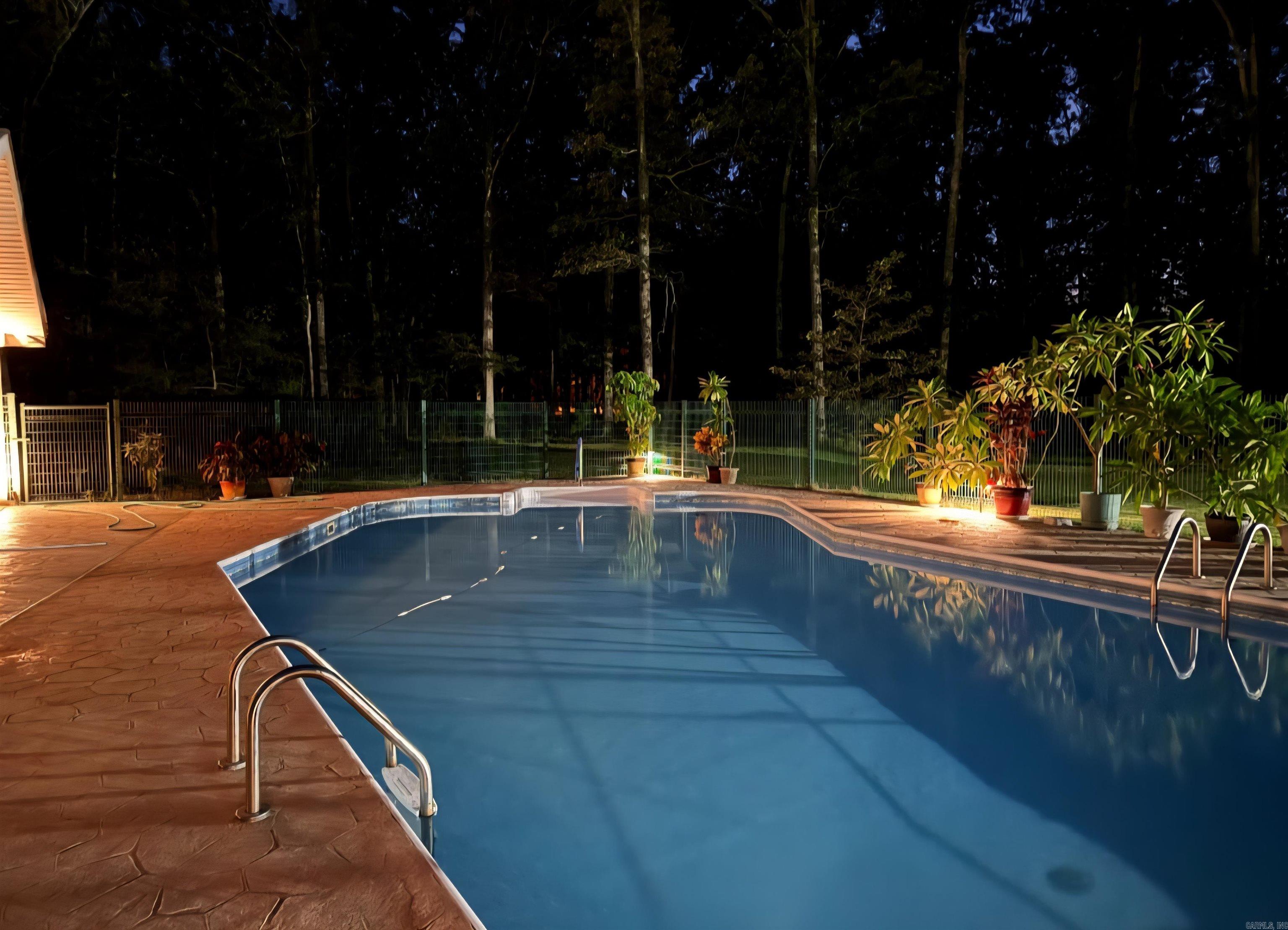 TWELVE OAKS ADD - Residential
