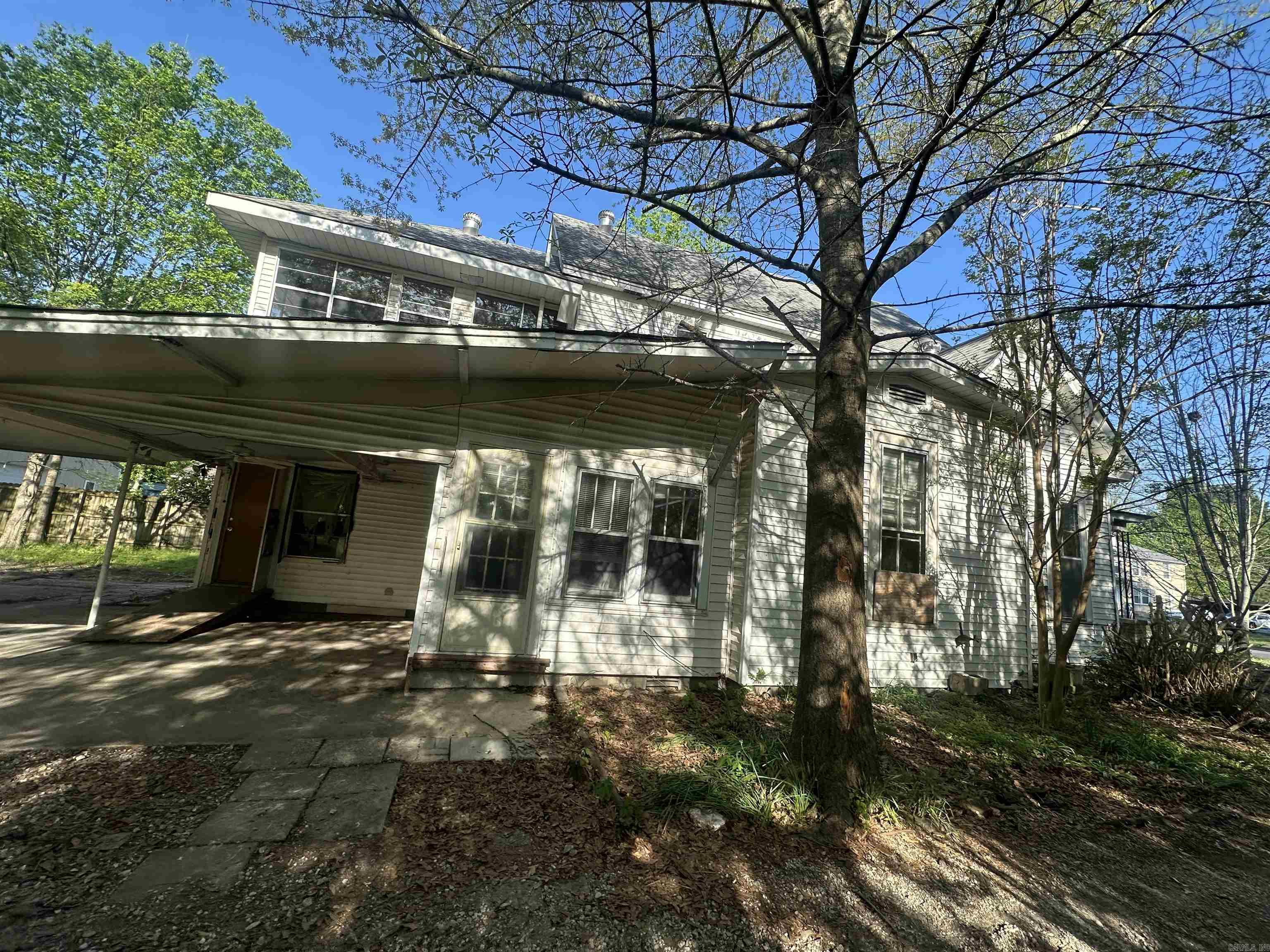 LUND & HILL (ORIGINAL TOWN) - Residential