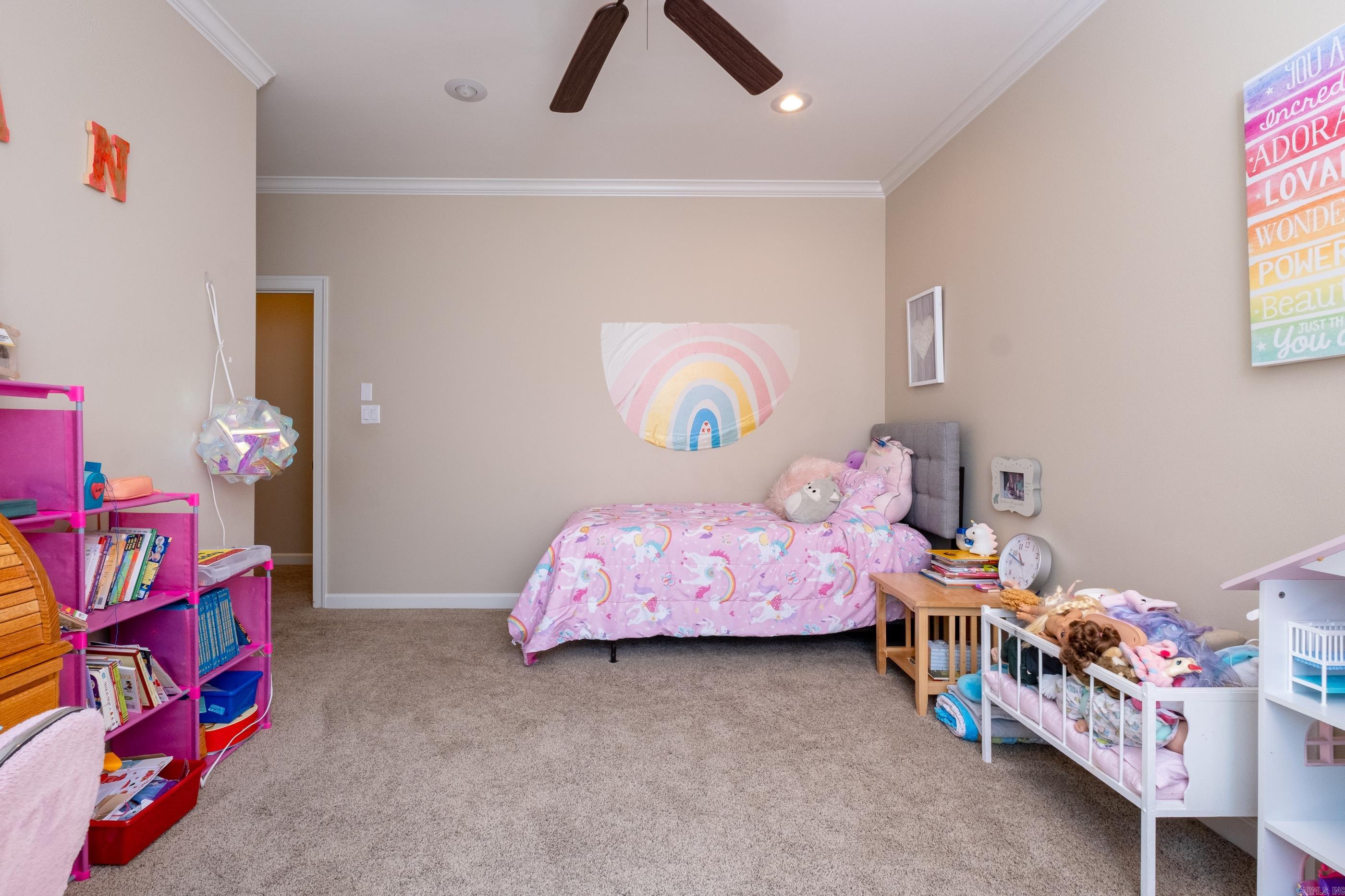 WOODLANDS EDGE - Residential