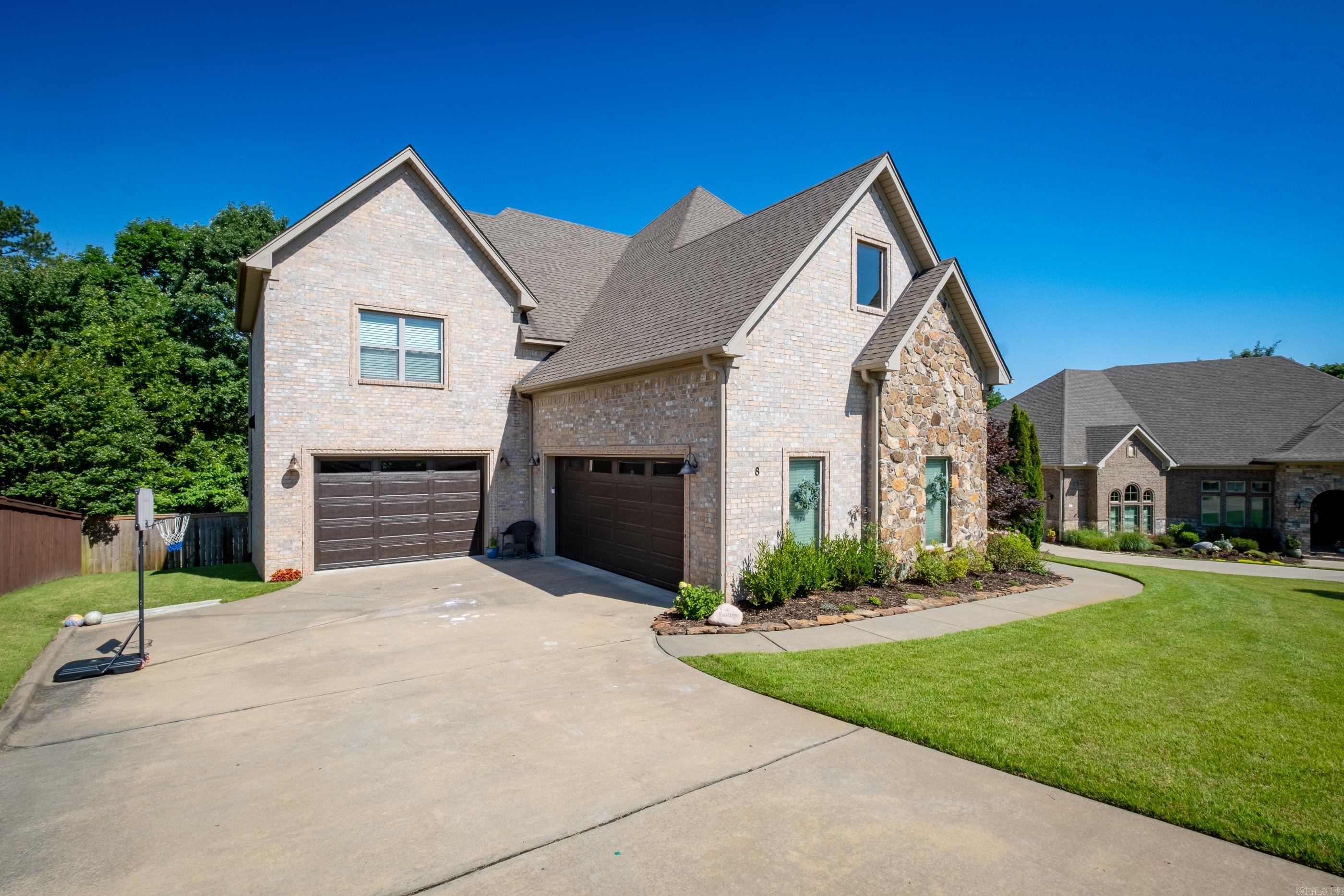 WOODLANDS EDGE - Residential