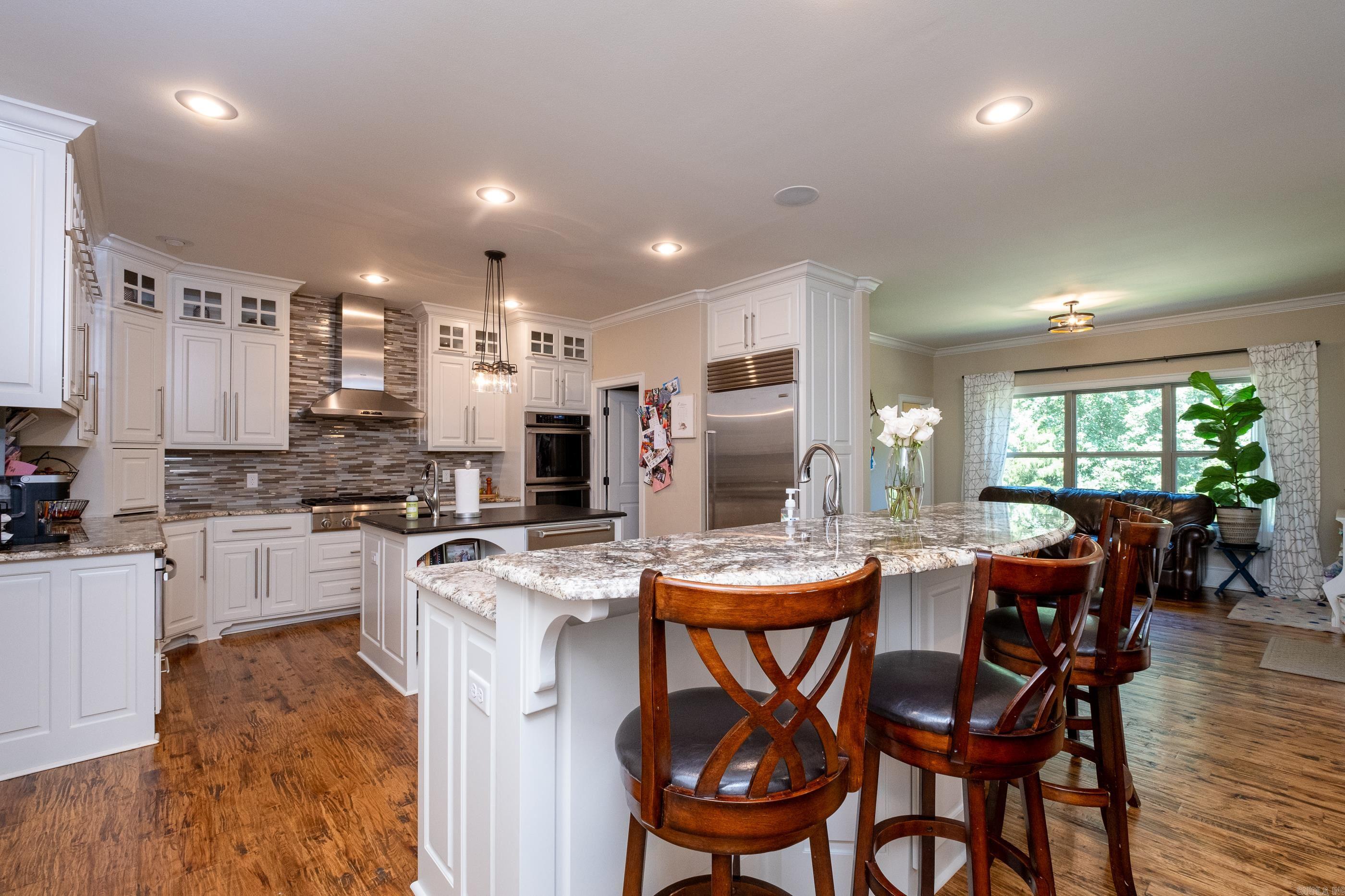 WOODLANDS EDGE - Residential