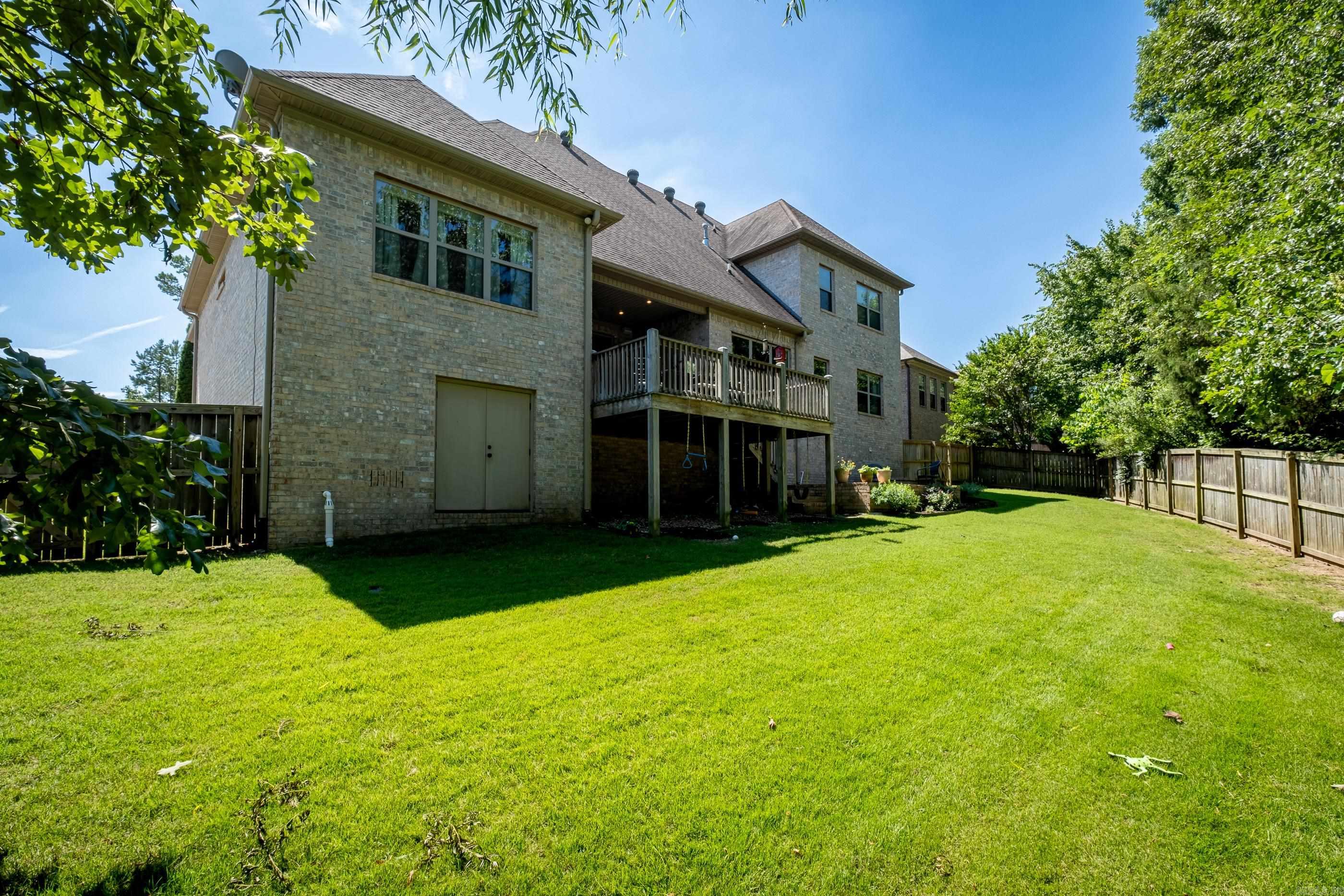 WOODLANDS EDGE - Residential