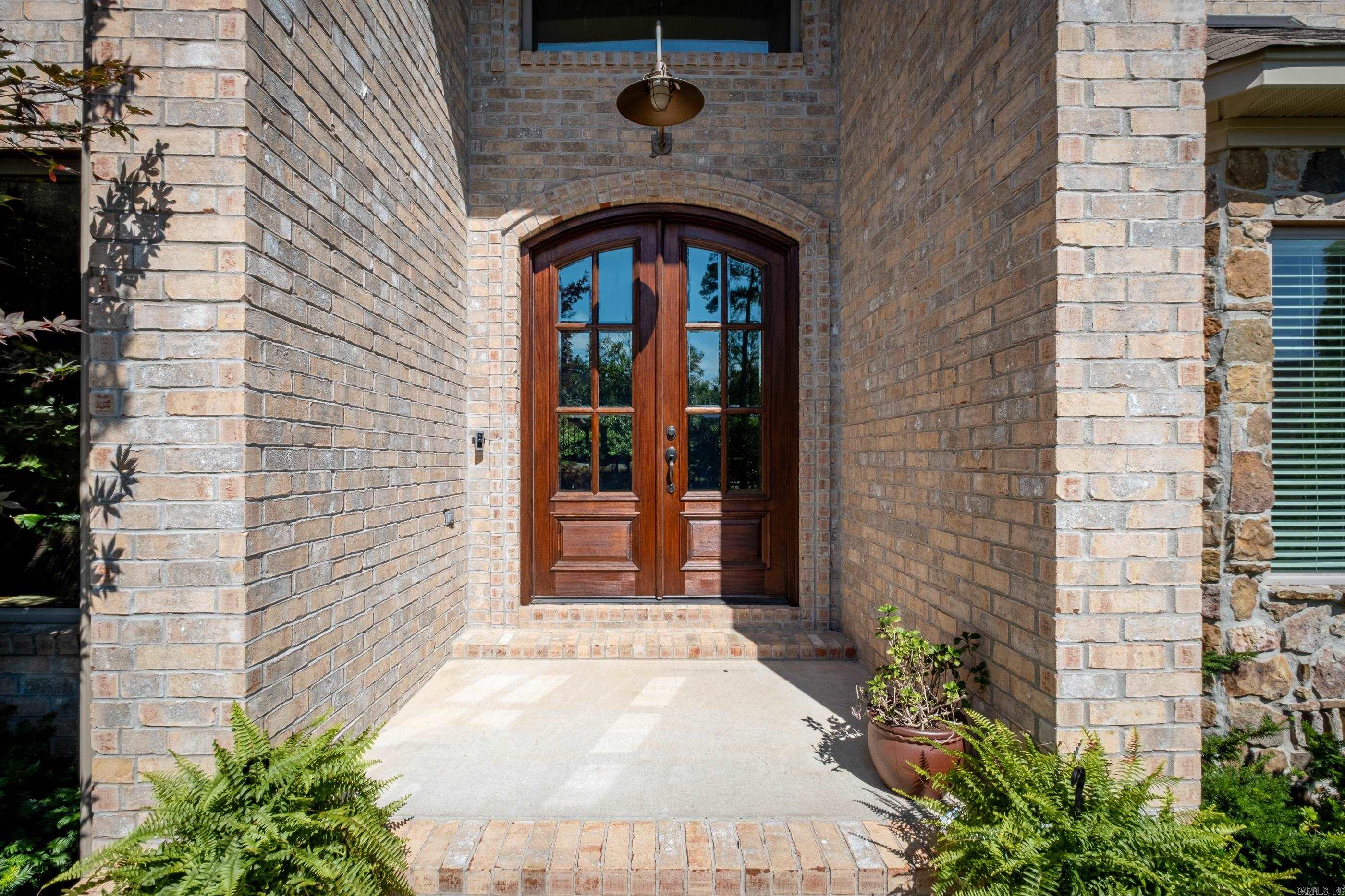 WOODLANDS EDGE - Residential