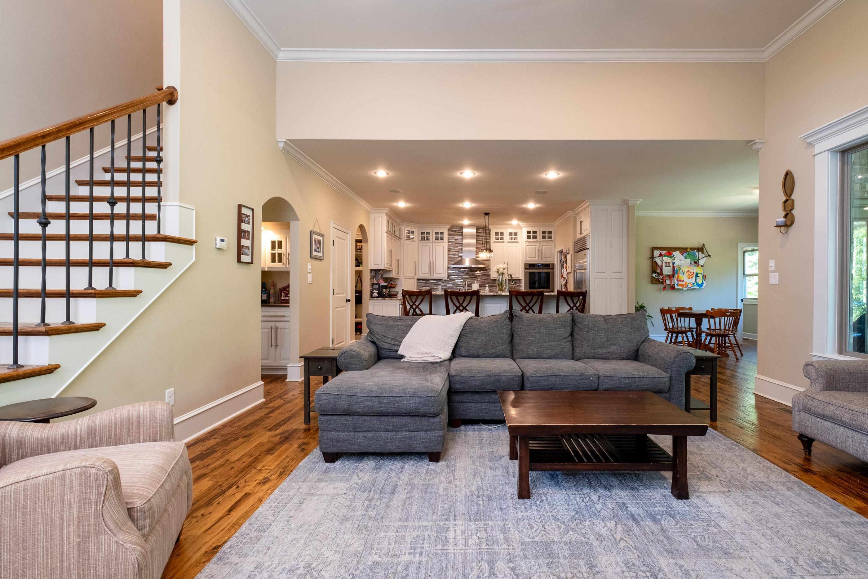 WOODLANDS EDGE - Residential