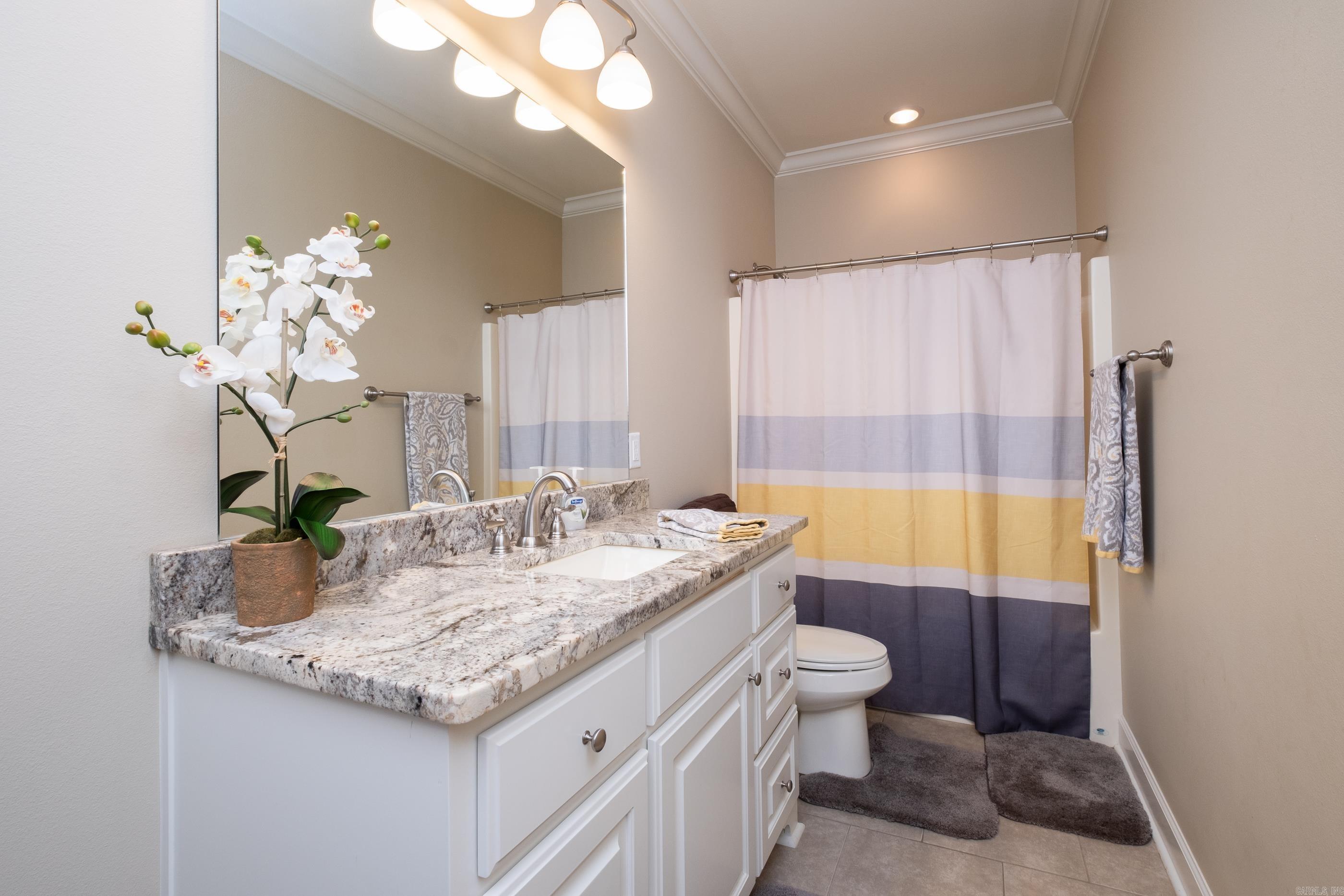 WOODLANDS EDGE - Residential