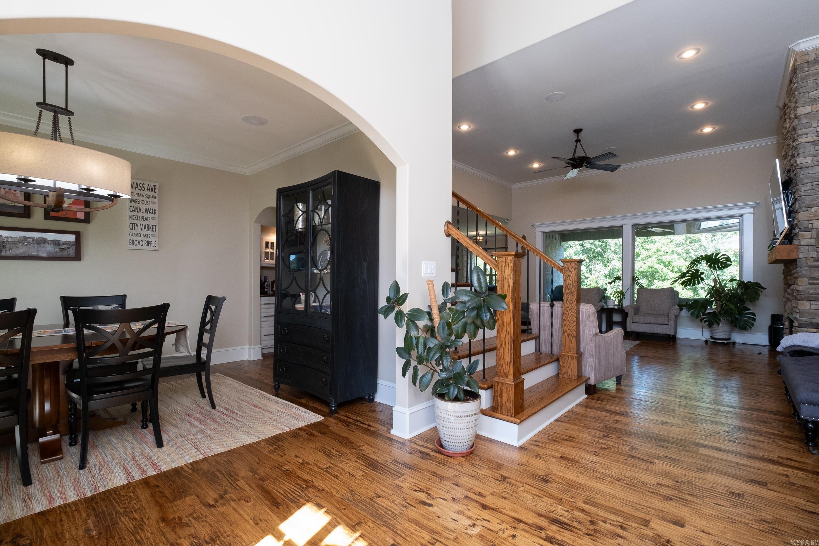 WOODLANDS EDGE - Residential