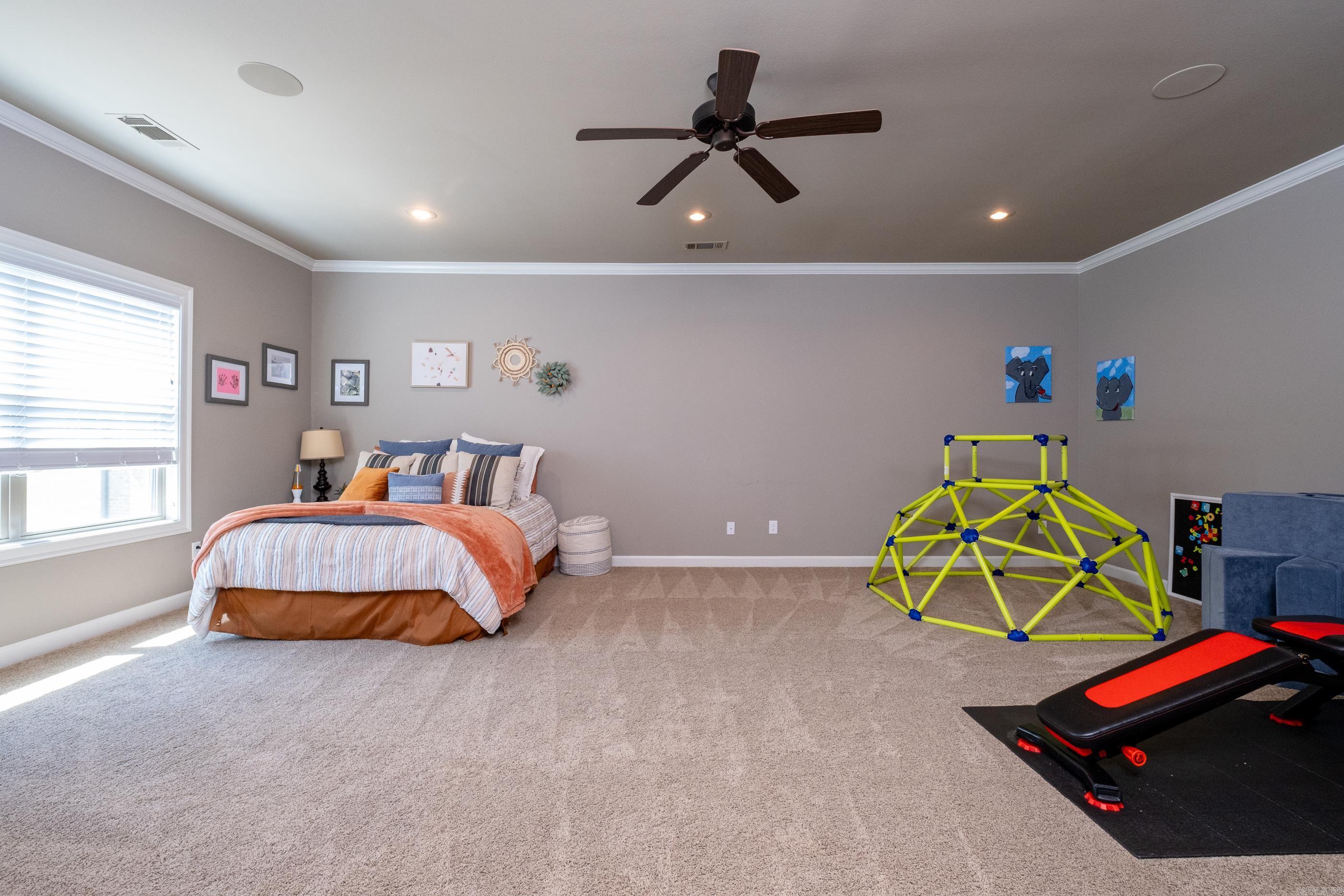 WOODLANDS EDGE - Residential