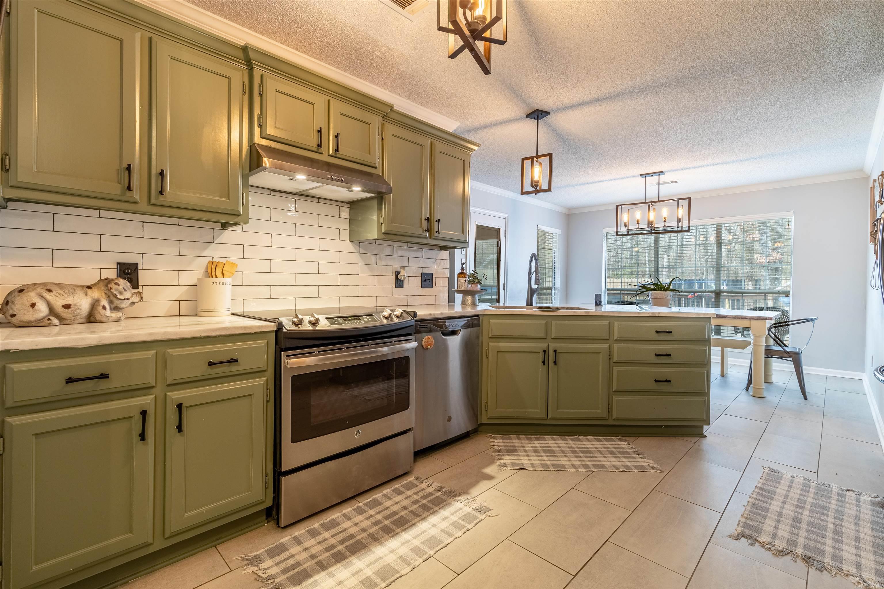 CABOT HIGHLANDS - Residential