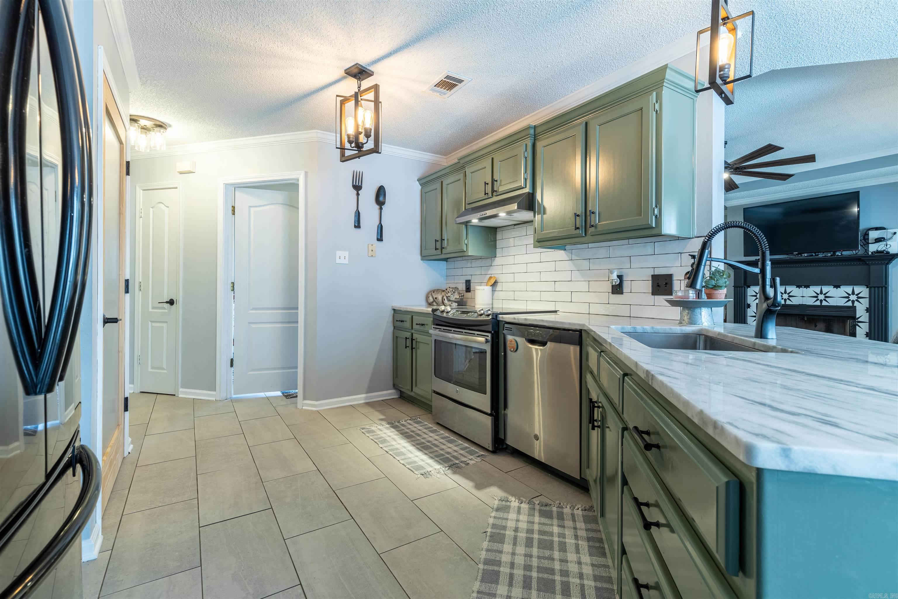 CABOT HIGHLANDS - Residential