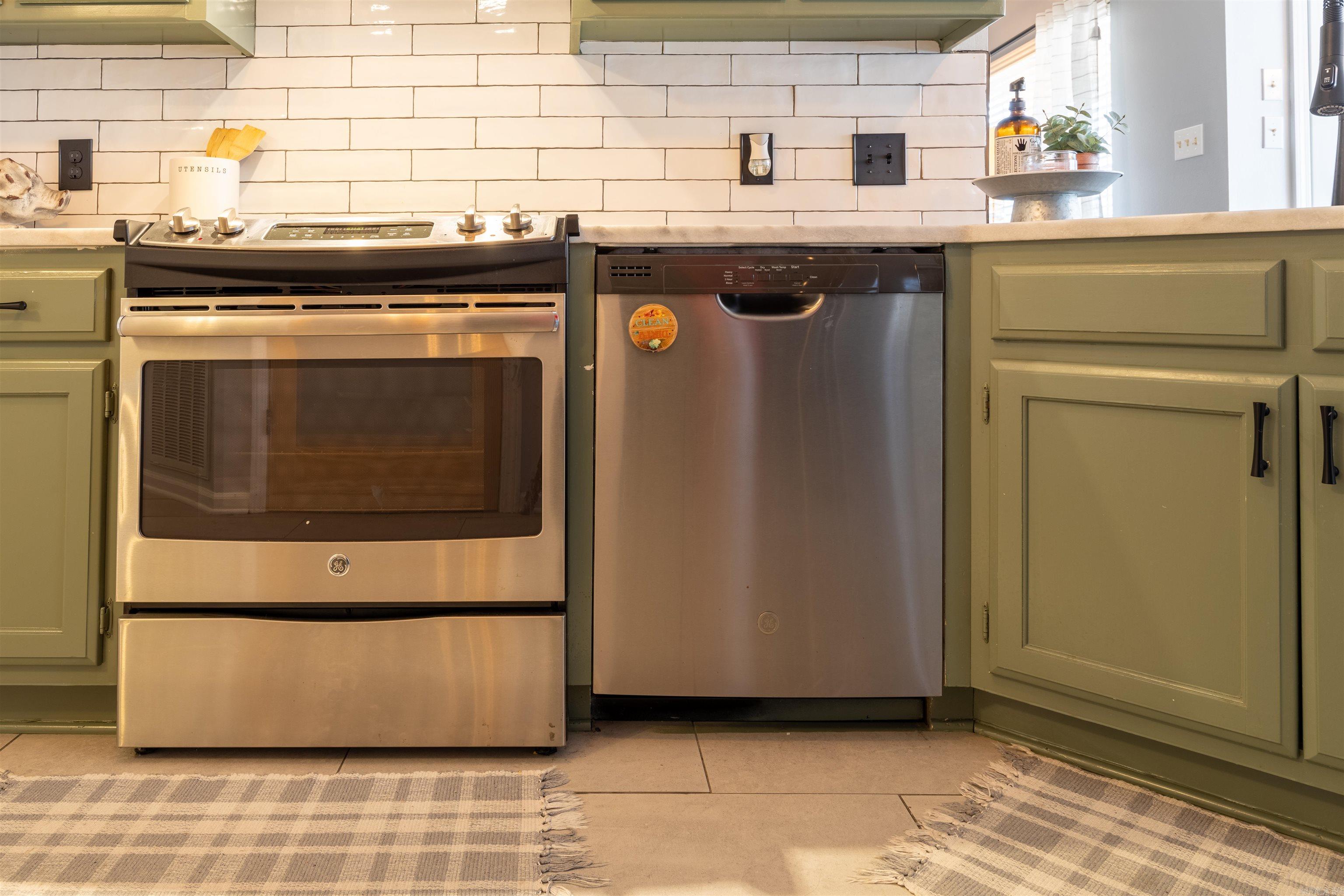 CABOT HIGHLANDS - Residential