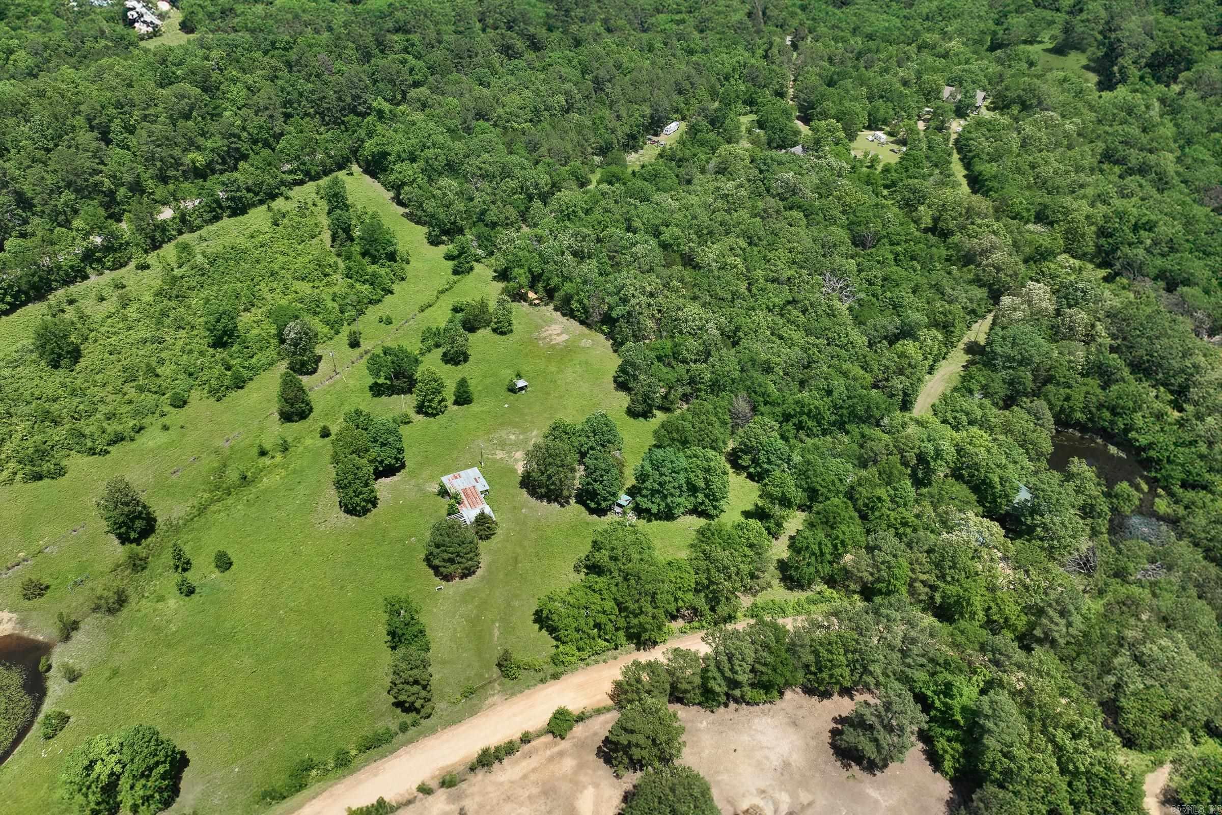 De Queen Lake - Land